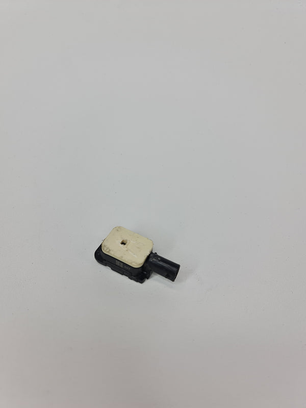 BMW M3 F80 - Front DOOR Impact / Crash Sensor 9217711 - MPerformance.parts