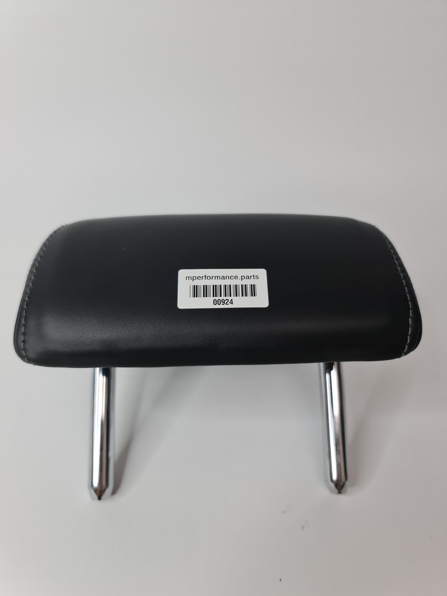 BMW M3 F80 3.0L - REAR SEAT Headrest / HEAD REST (Center) 8058150 - MPerformance.parts