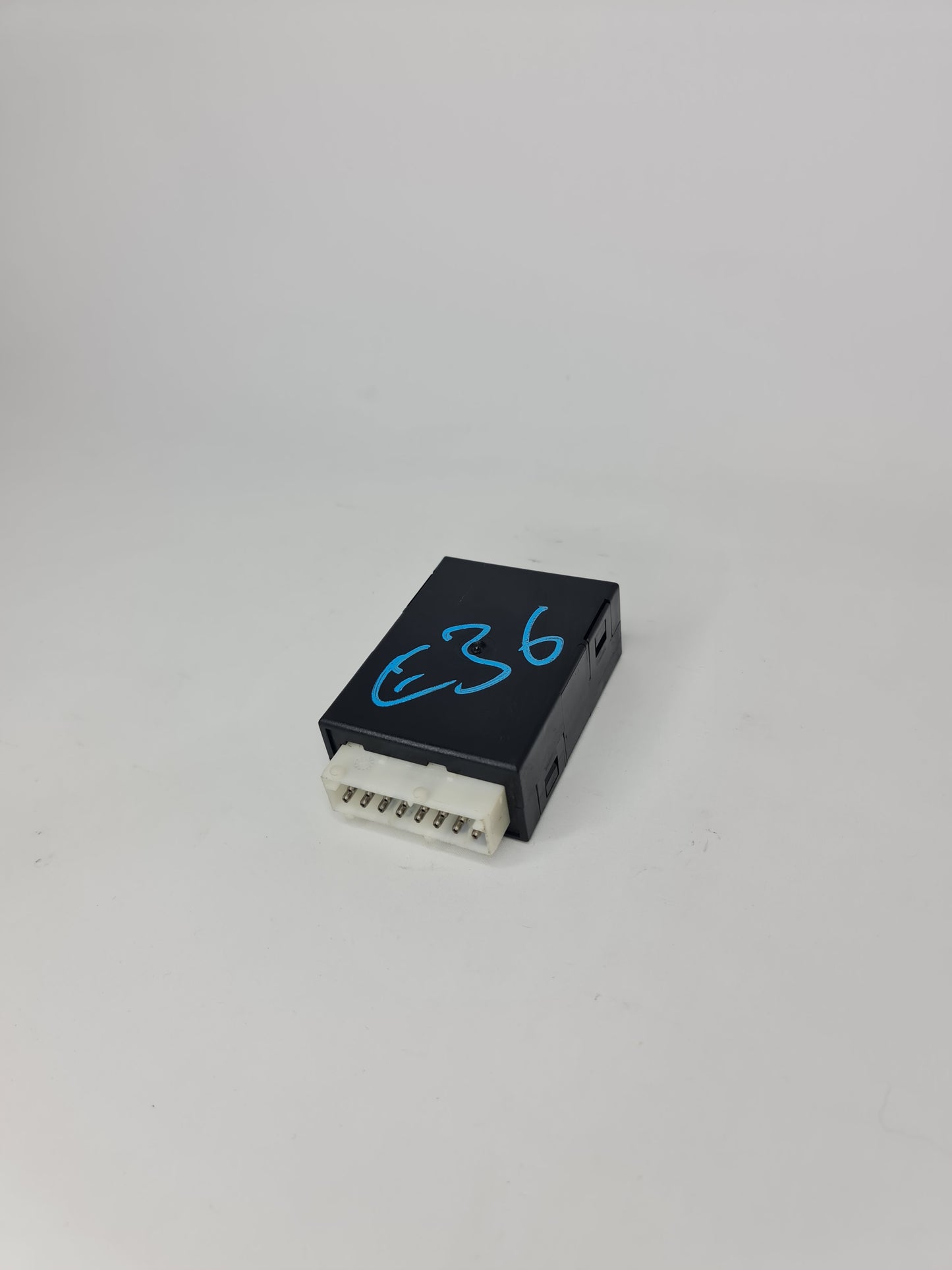 BMW E36 328I M3 323I 325I Rear Window Lifter Relay Control Module Unit - 61.35-8 353 099 - MPerformance.parts