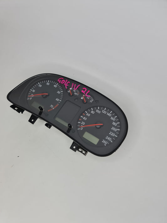VW Golf MK4 petrol Instrument cluster 1j0920 - MPerformance.parts