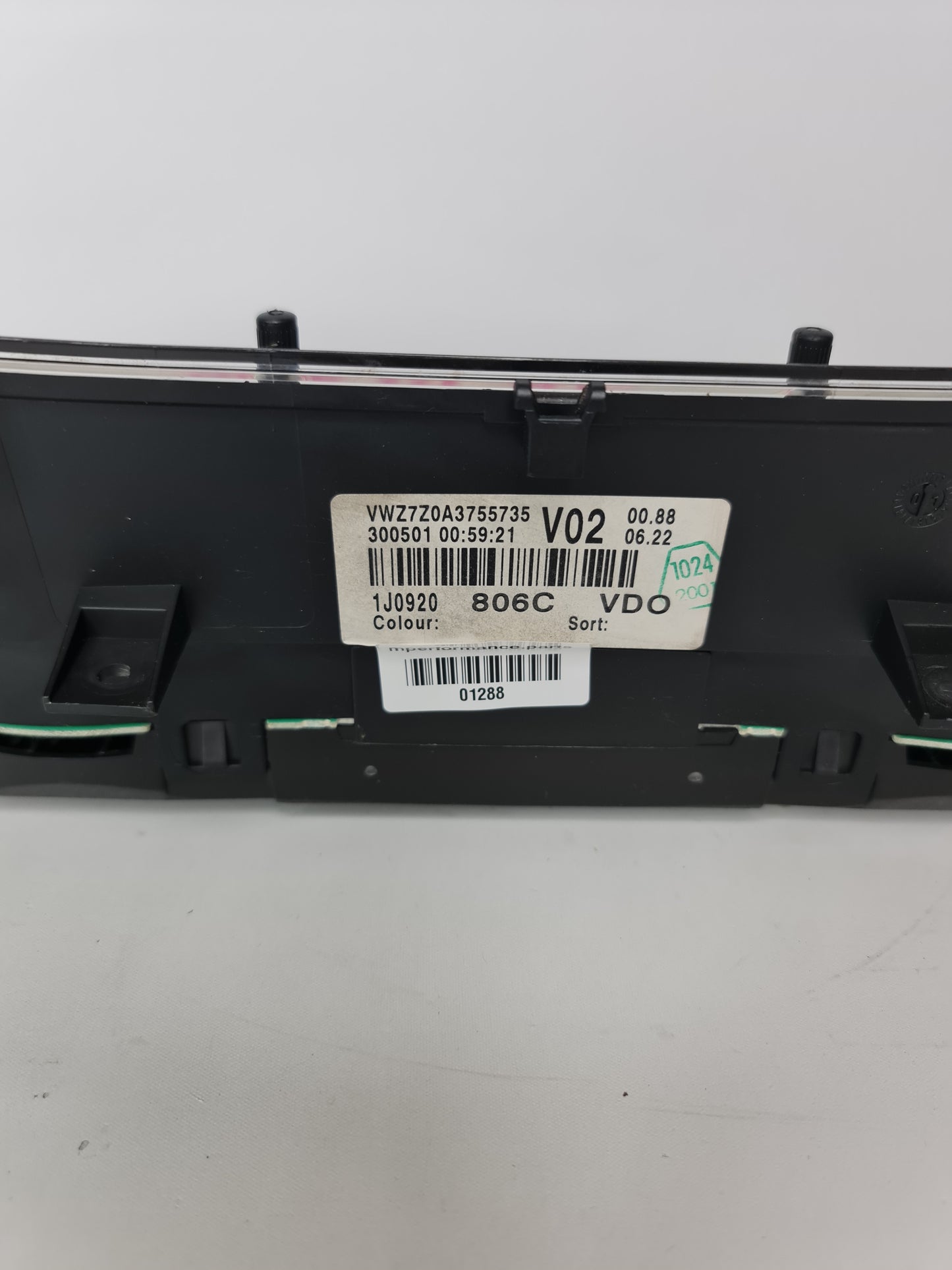 VW Golf MK4 petrol Instrument cluster 1j0920 - MPerformance.parts