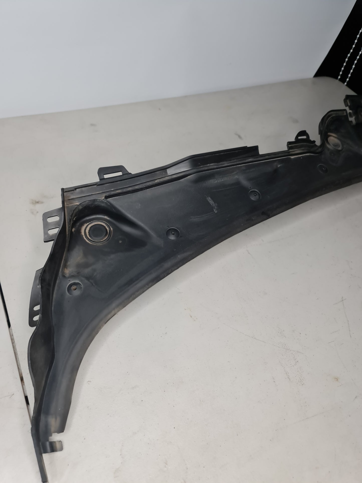 BMW F80 M3 SEDAN FRONT WINDSHIELD VENT COWL COVER TRIM PANEL - 748506-10 - MPerformance.parts