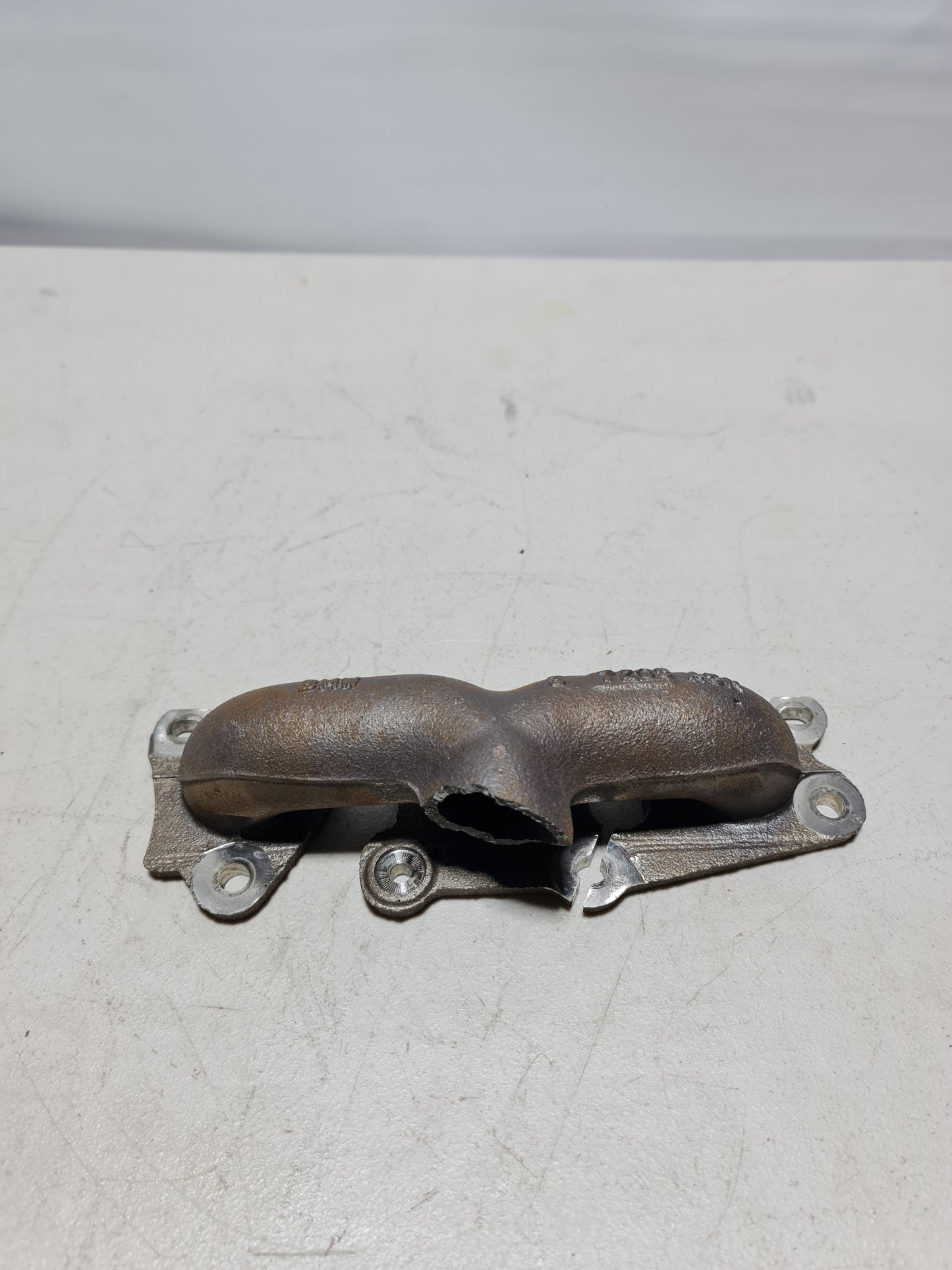 Damaged S55 F80 M3 Turbo Manifold - 37Z05A5N - MPerformance.parts