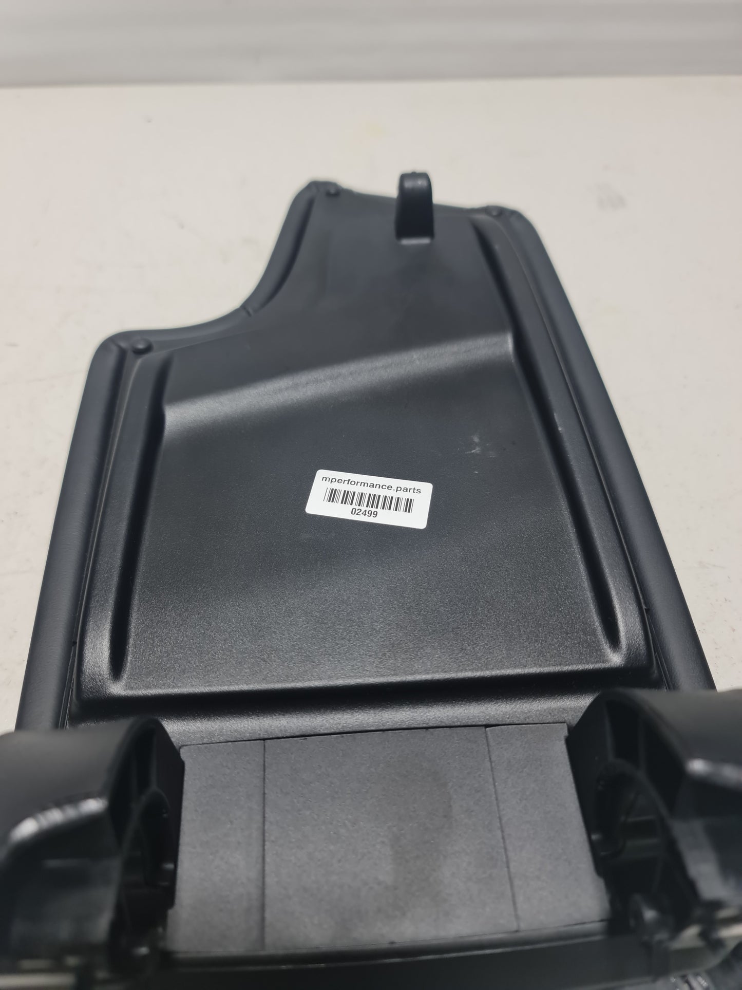 CENTER CONSOLE ARMREST MERINO LEATHER BLACK BMW F80 F82 M3 M4 - 105028221 - MPerformance.parts