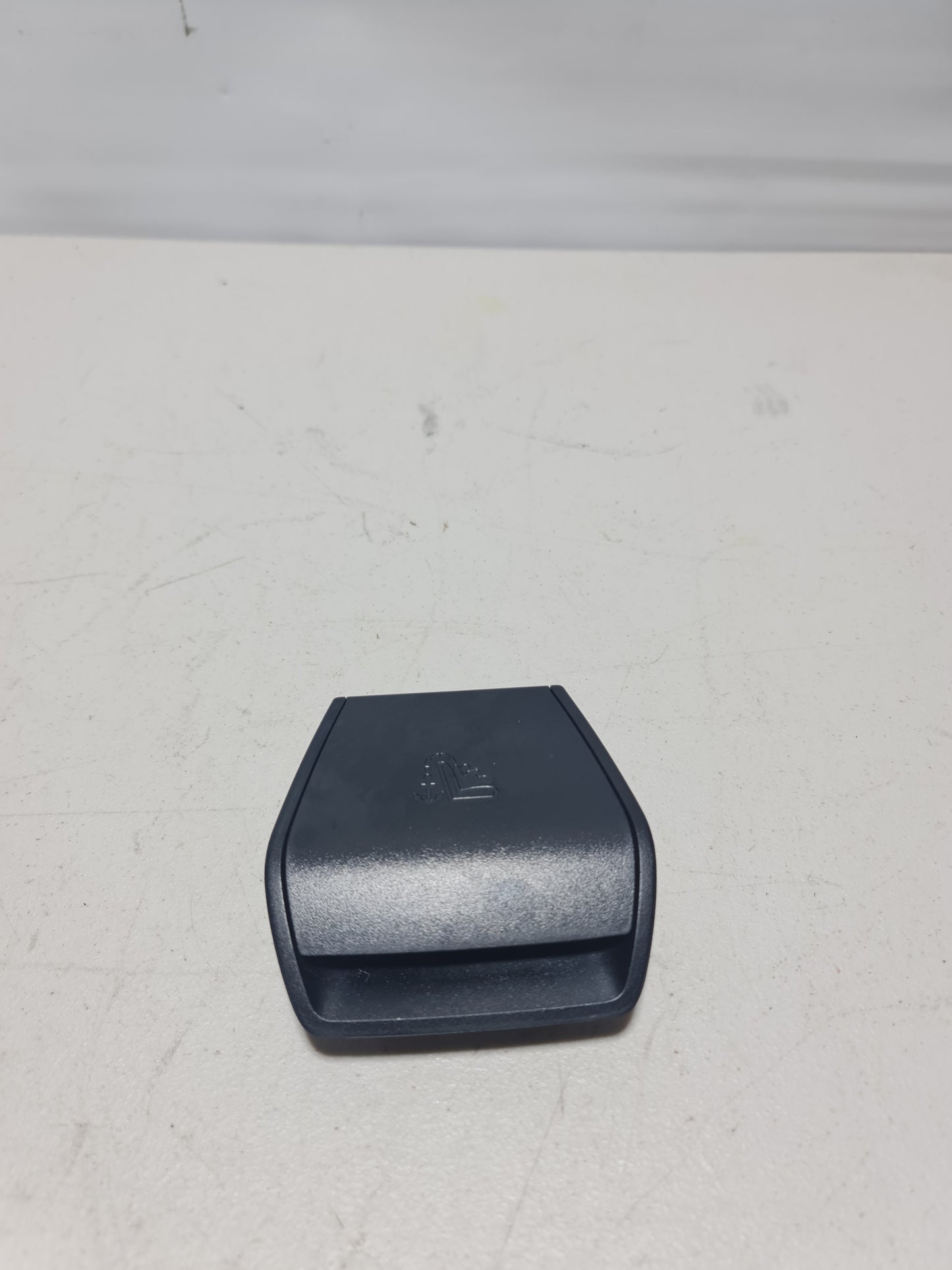BMW 3 F30 F80 Rear Child Seat Isofix Cover Trim Black Lid Panel 112520-10 - MPerformance.parts