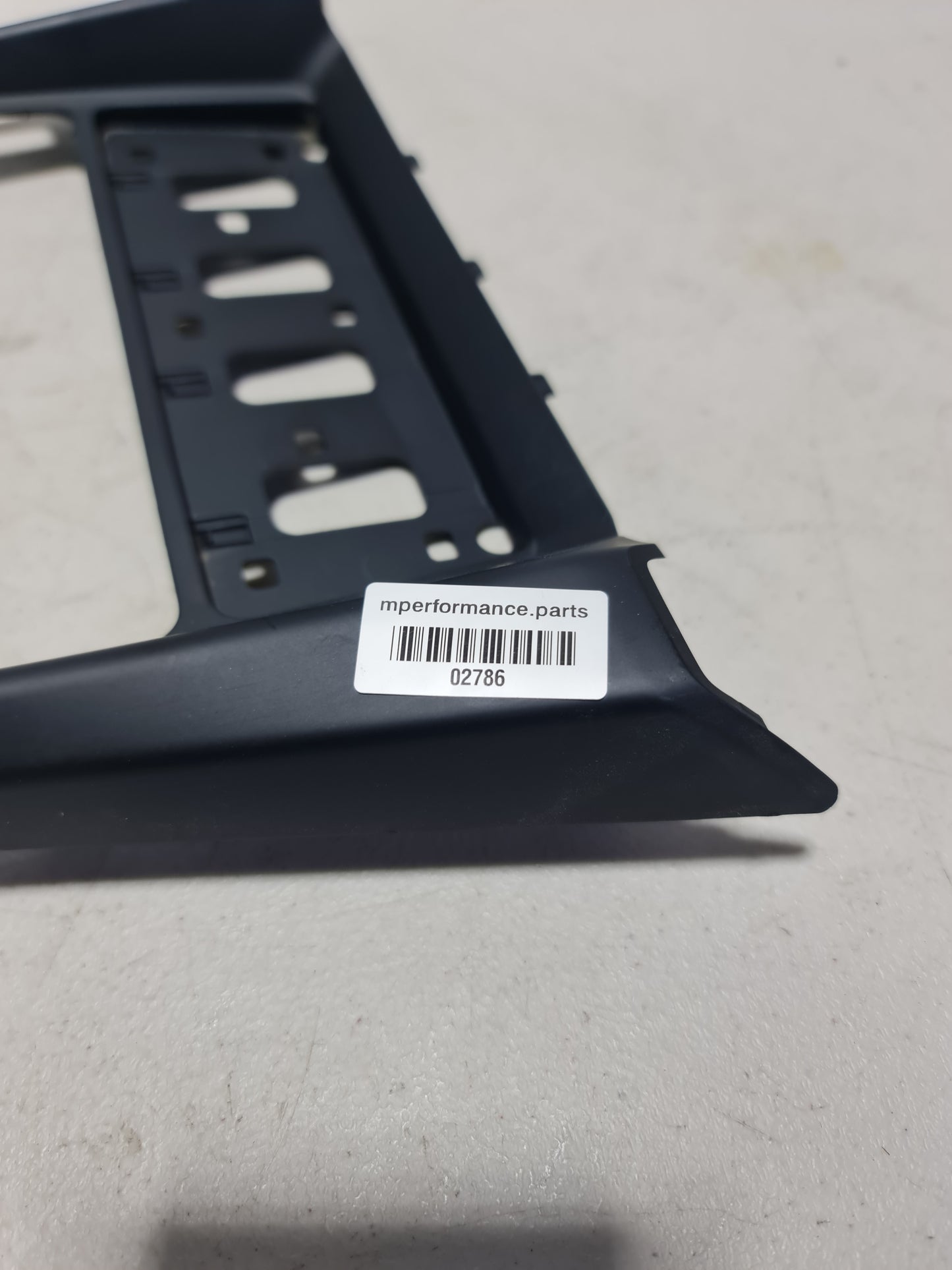 2019 BMW 2 SERIES F22 CENTRE CONSOLE TRIM WITH CUP HOLDER 6993610 9394332 - MPerformance.parts