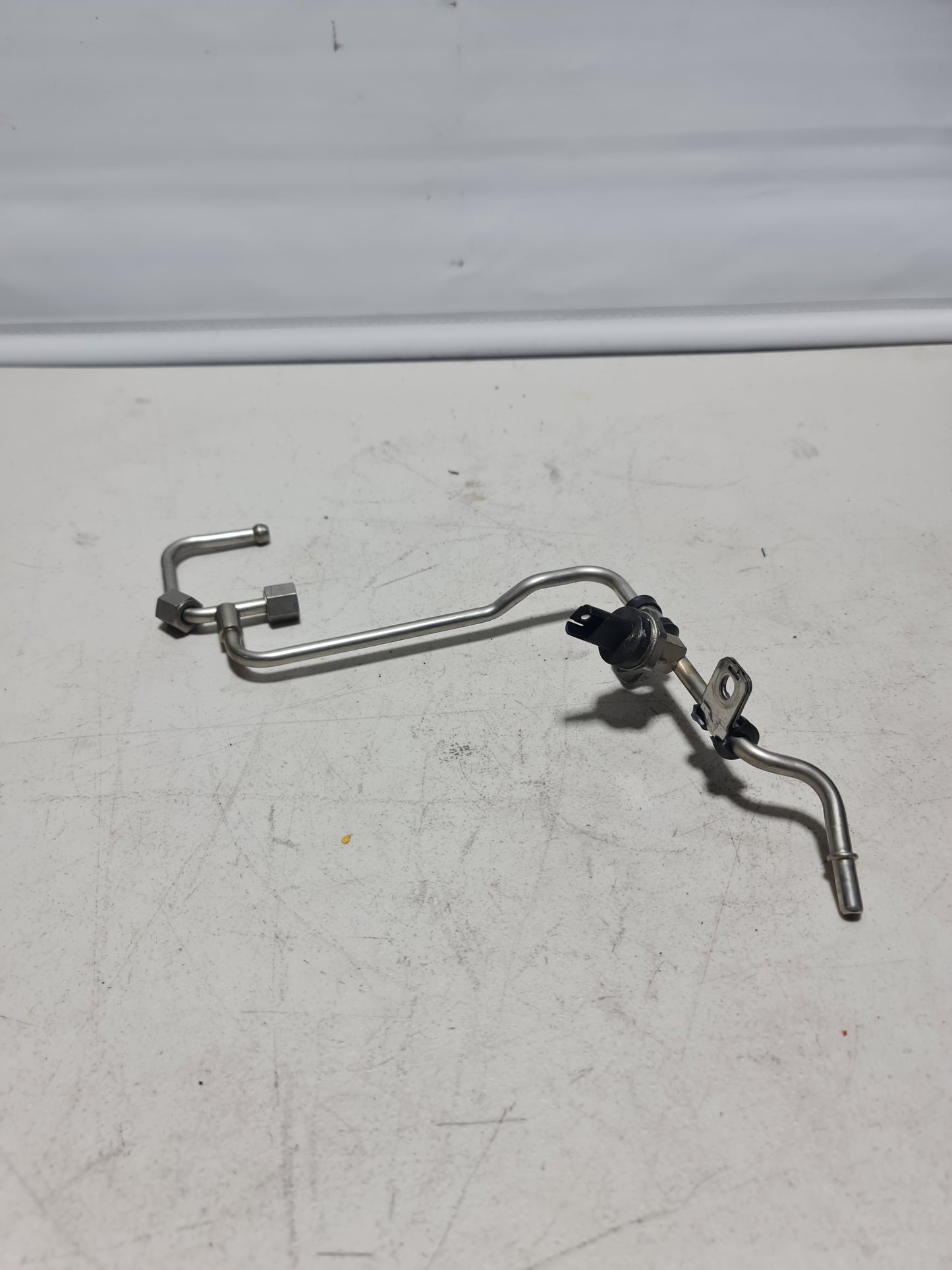 Fuel Pressure Sensor 0261230348 For BMW M3 - MPerformance.parts