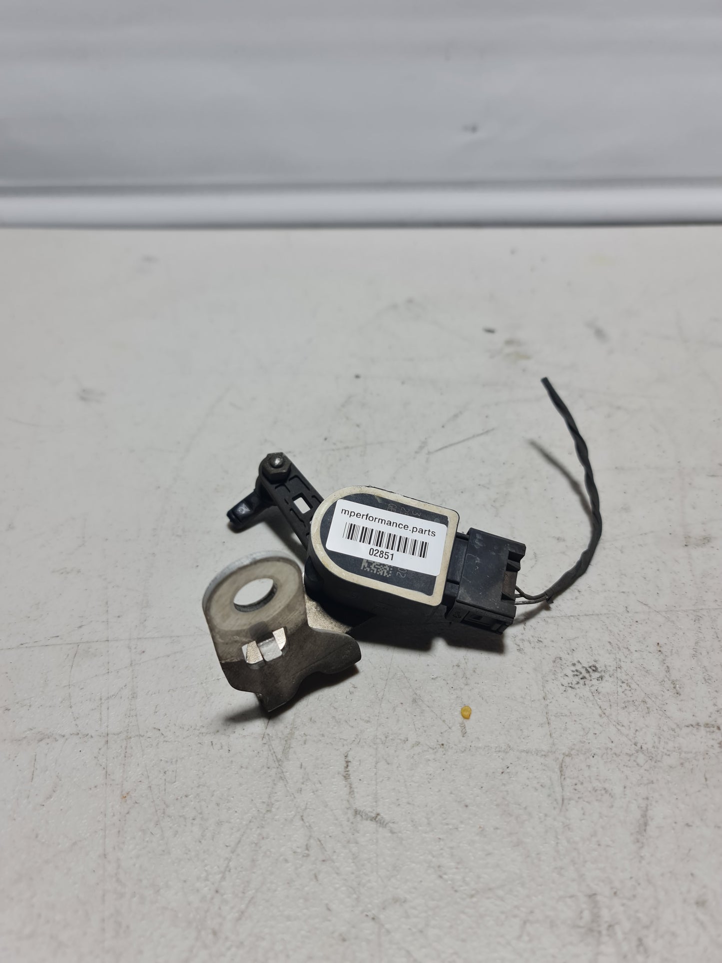BMW 7 SERIES F01/F02 HEADLIGHT LEVEL SENSOR 03/09-09/15 37146870000 - MPerformance.parts