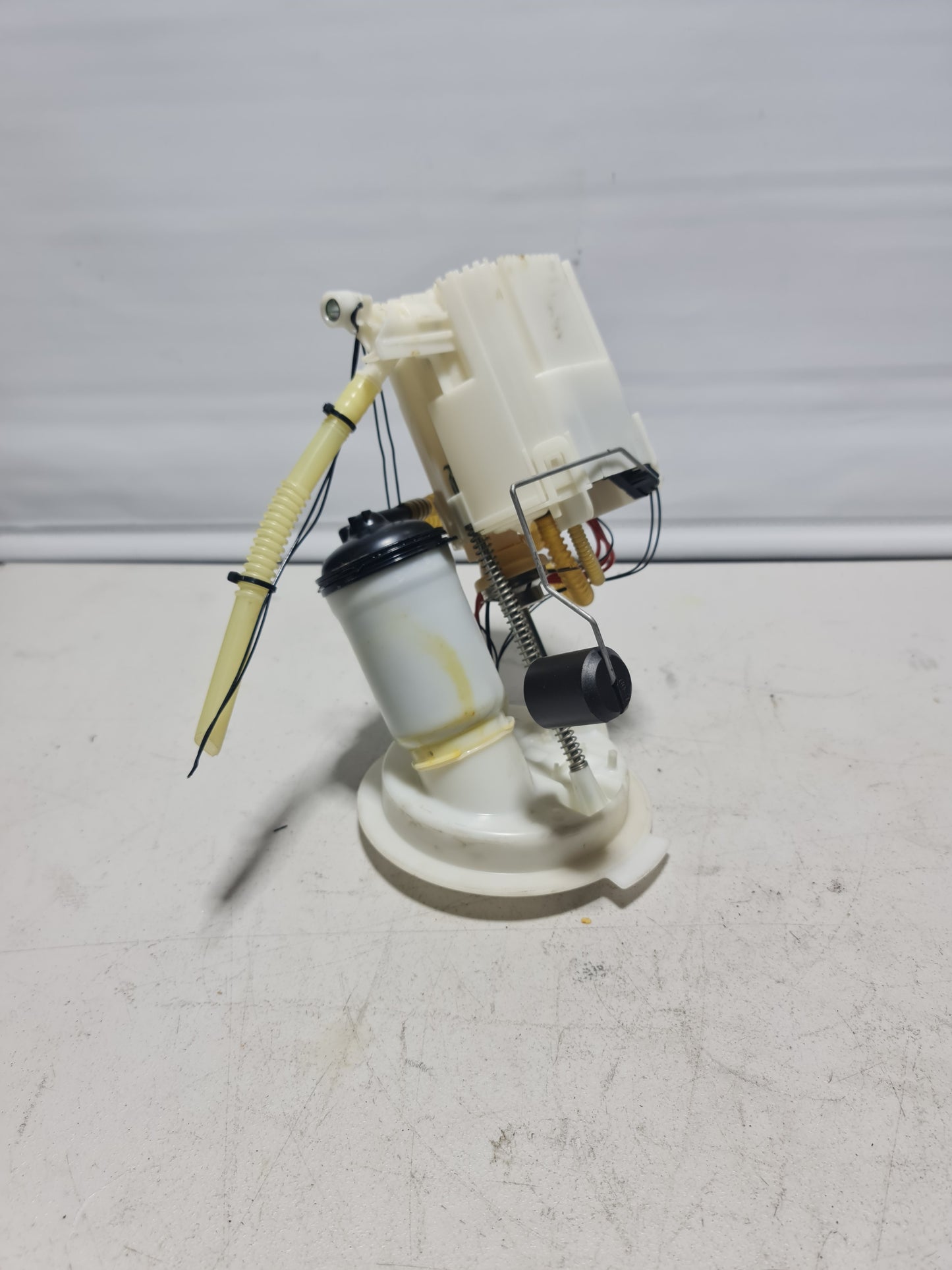2015-2020 BMW 16-11-2-284-693 BMW 16112284693 Fuel Pump And Sender Assembly 2284693 05 - MPerformance.parts