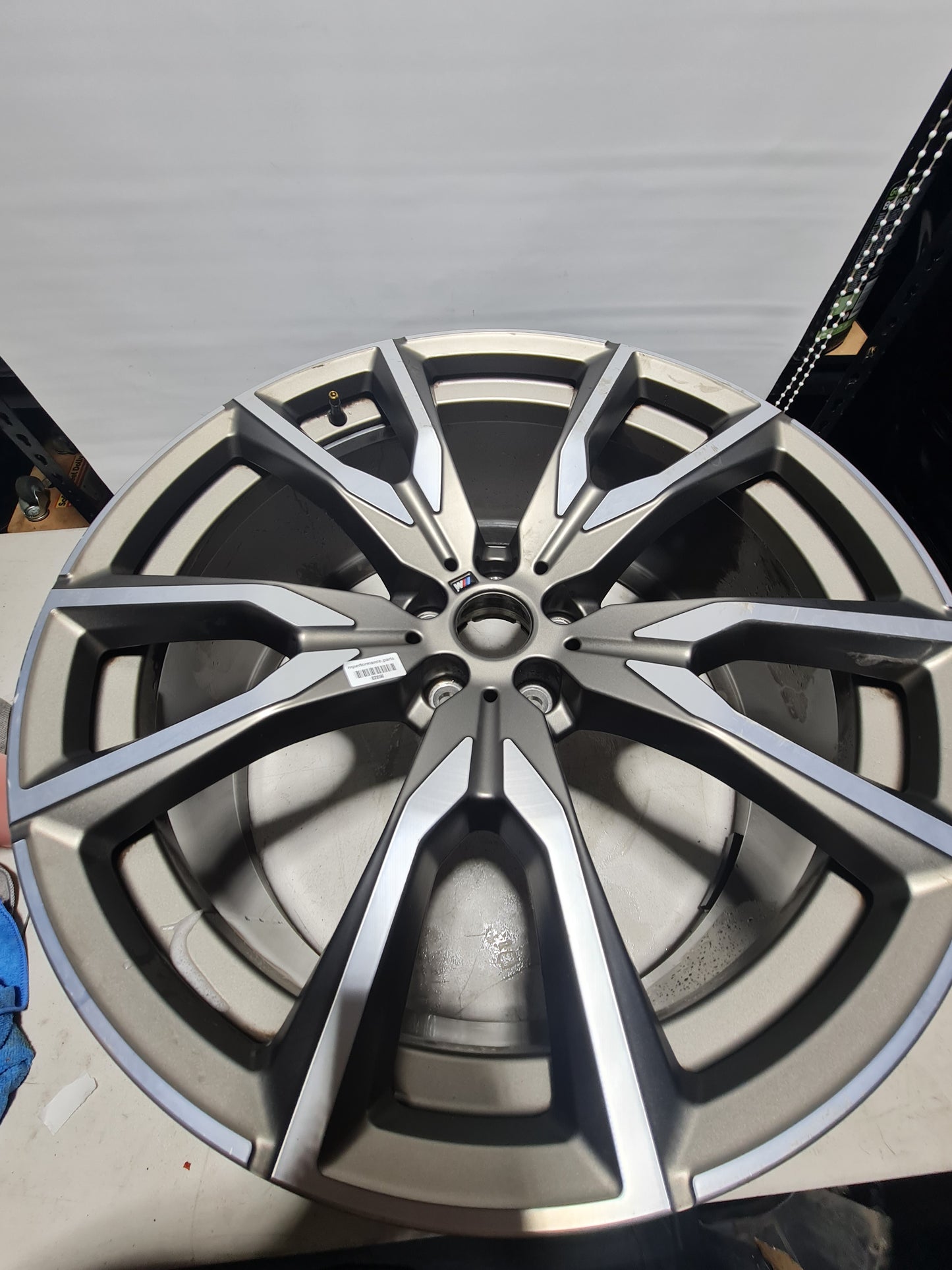 BMW X7 G07 22 inch single rear wheel (as new) 9502451 - MPerformance.parts