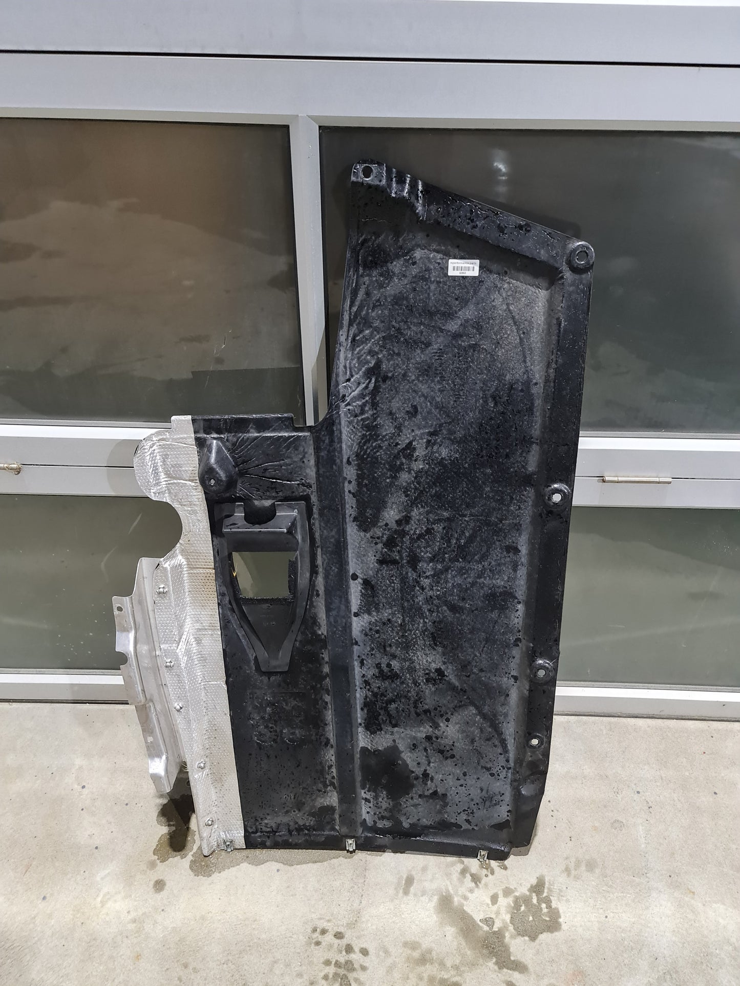 Underfloor coating center - 51758055961 - MPerformance.parts