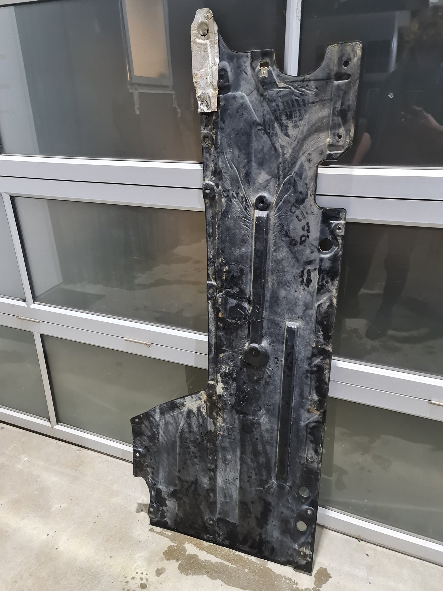 BMW M2 M3 M4 F80 F82 F83 F87 UNDER BODY PANELING UNDERTRAY RIGHT SIDE 8055952 - MPerformance.parts