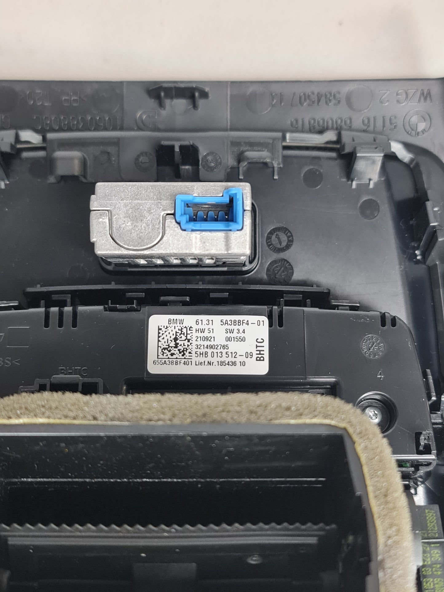 BMW M4 M3 G82 G83 G80 Rear Center Console A/C Vent Trim 2021 2022 2023 - 51166806816 - MPerformance.parts