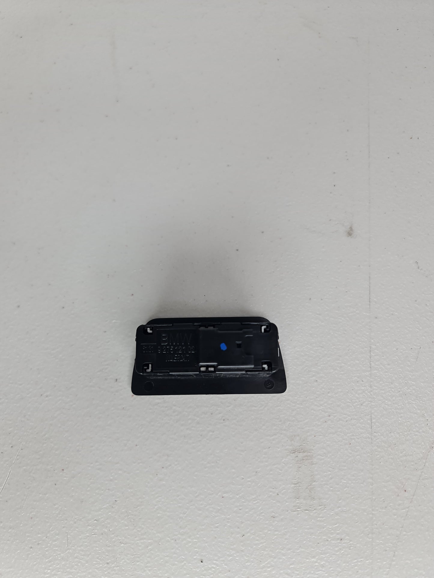 BMW G80 tailgate switch 9275121 - MPerformance.parts
