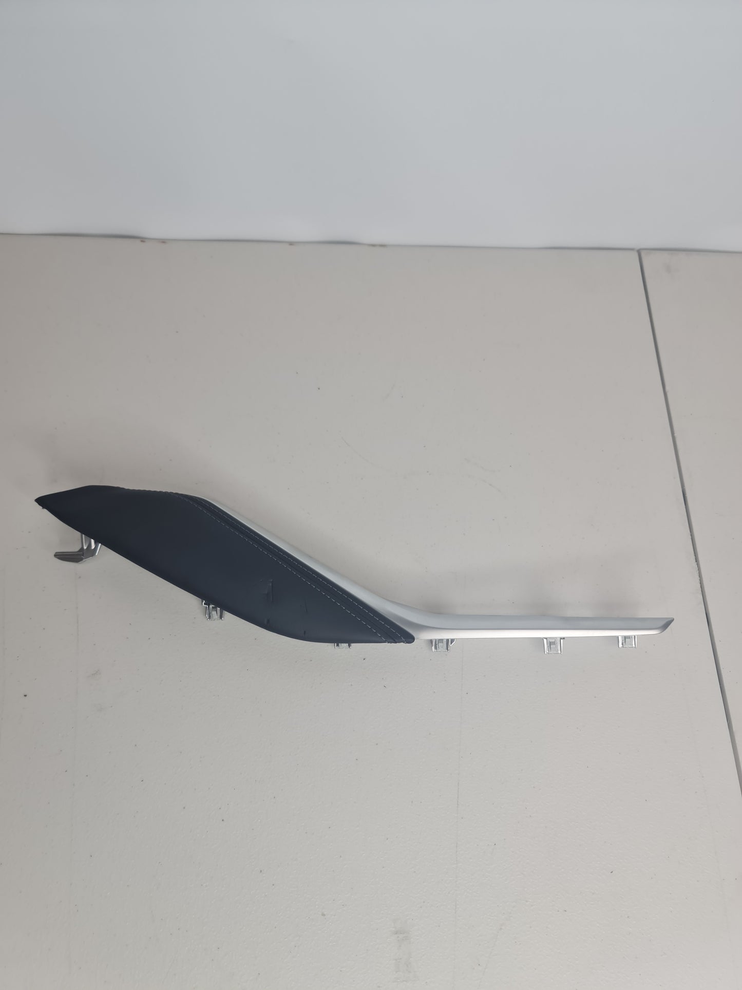G80 M3 Passenger Knee Leather Panel - 9502528-03 - MPerformance.parts