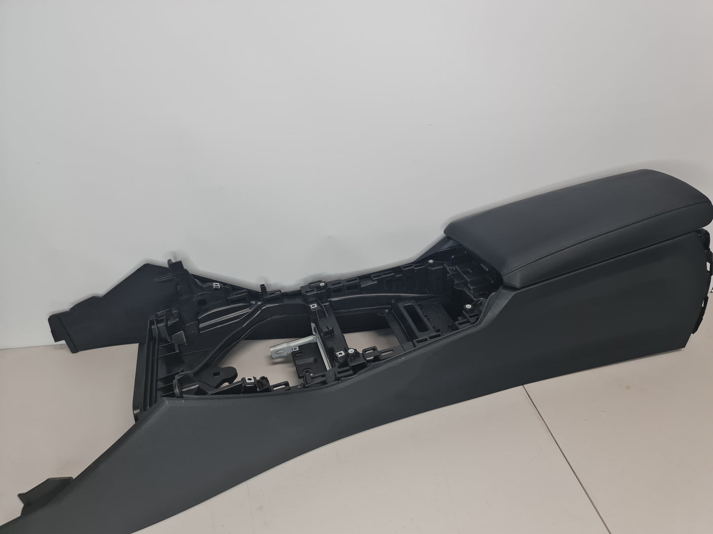 BMW 330E saloon hybrid Centre Console Black Leather Arm Rest 5116806778 - MPerformance.parts