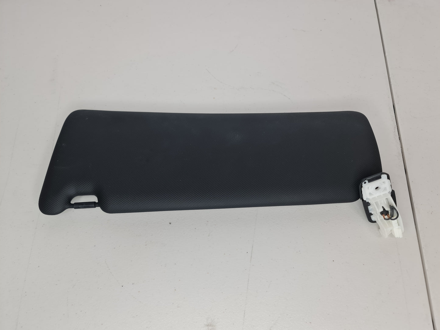 2014-2020 BMW 51-16-8-061-314 BMW 51168061314 Sun Visor, Right 8061314 04 - MPerformance.parts
