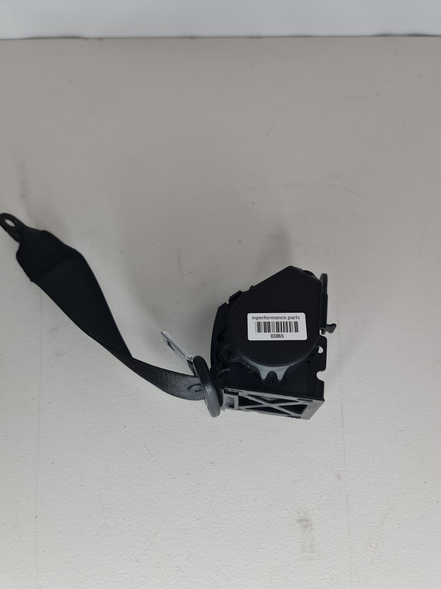 S3724330904 seat belt seat belt BMW F31 rear outer