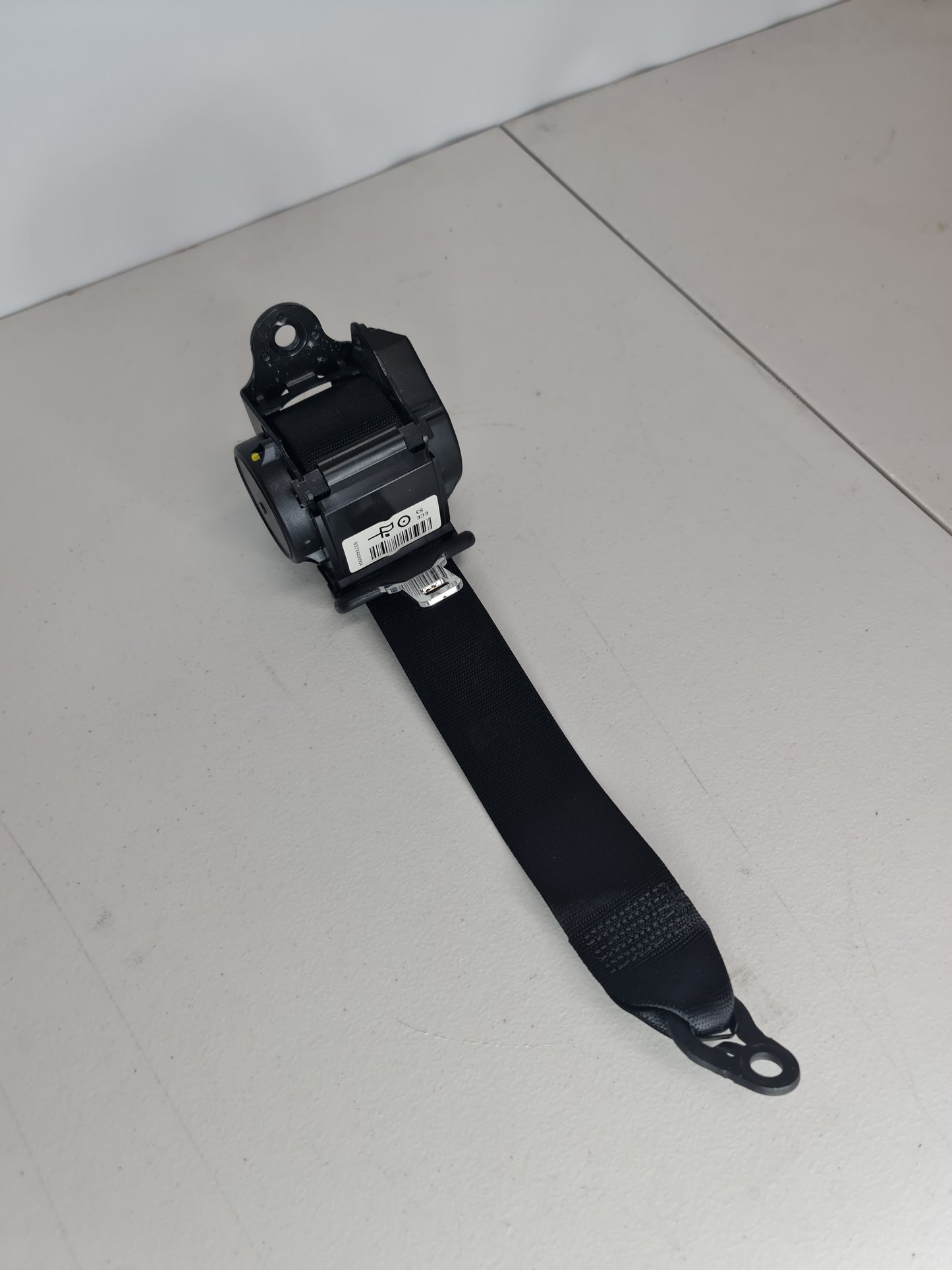 S3724330904 seat belt seat belt BMW F31 rear outer