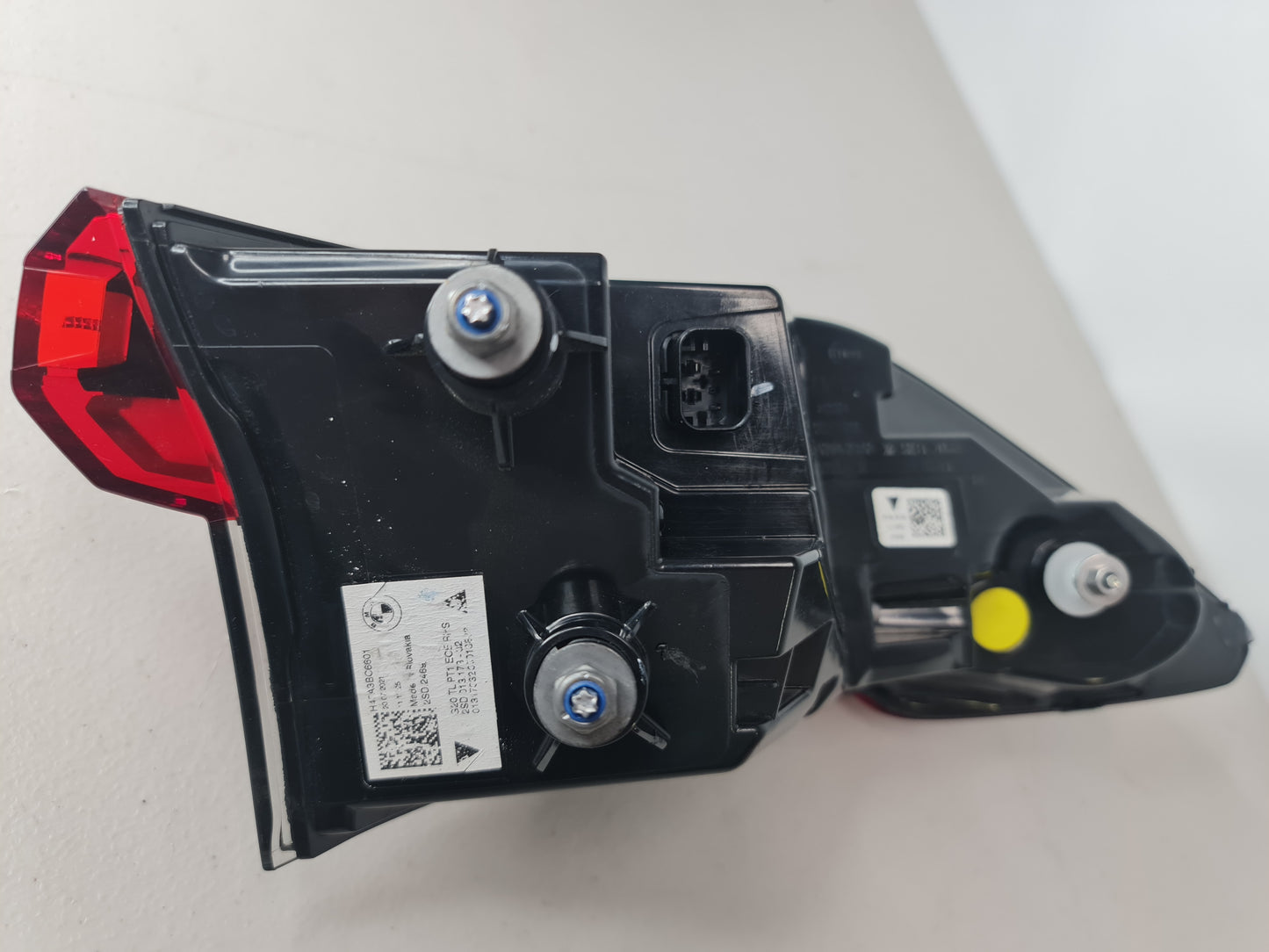 G80 M3 LED Rear Left Tail Light On Body H35A3BC6601 - MPerformance.parts