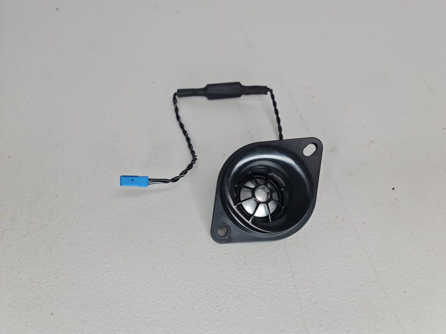 2012-2020 BMW 65-13-9-226-358 BMW 65139226358 Tweeter 9226358 02 65139226358 - MPerformance.parts