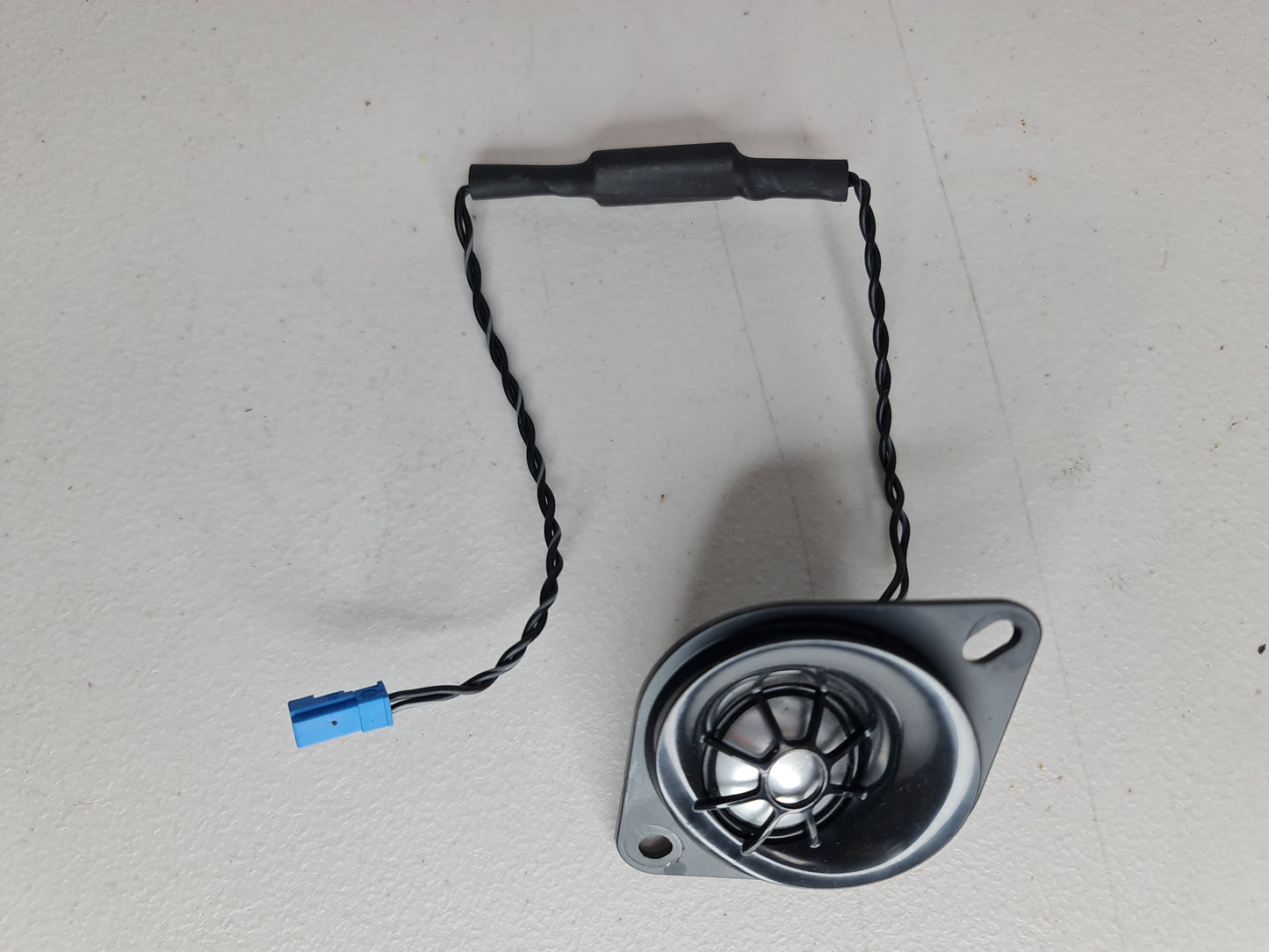 2012-2020 BMW 65-13-9-226-358 BMW 65139226358 Tweeter 9226358 02 65139226358 - MPerformance.parts