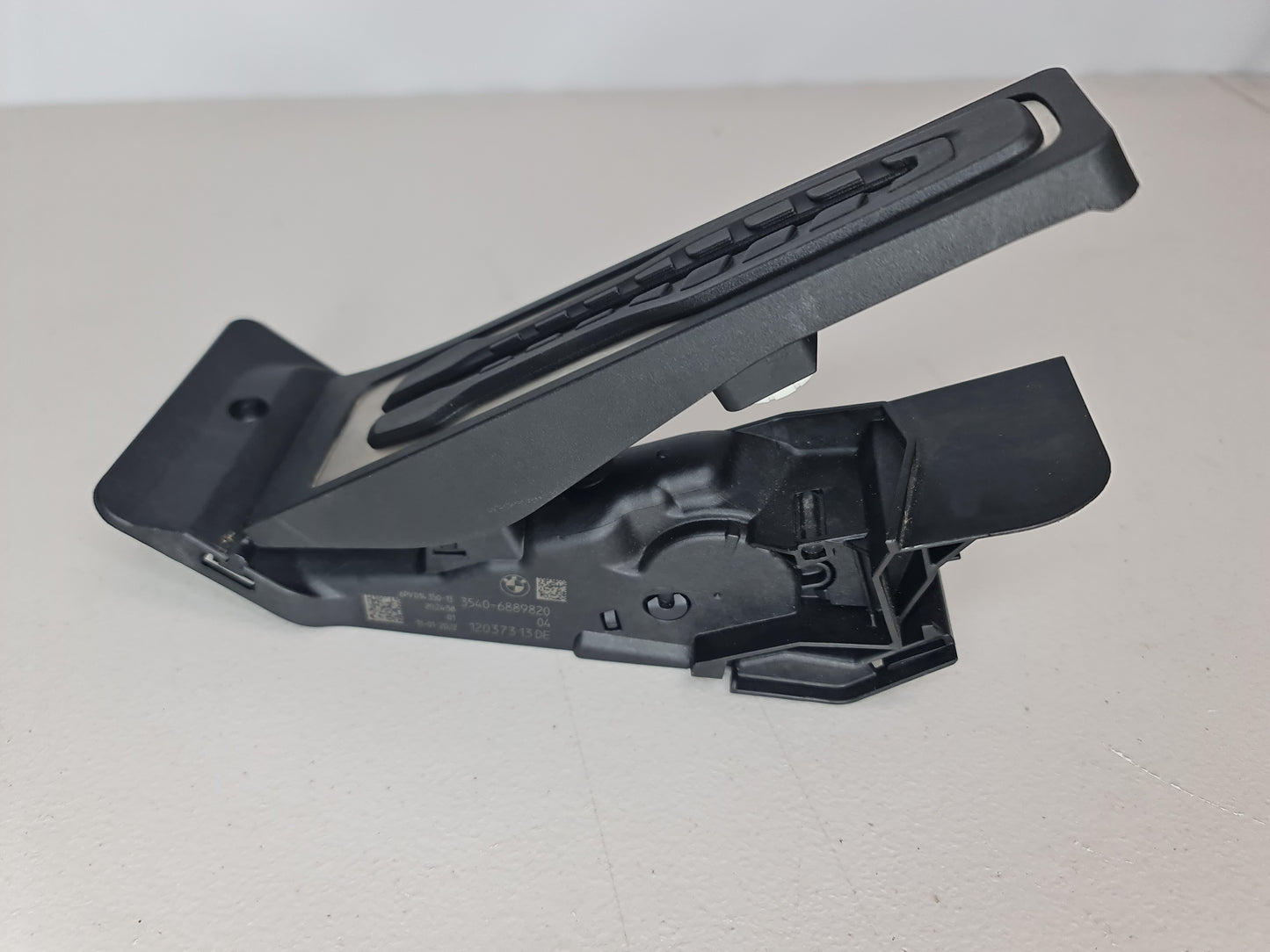 BMW 3 SERIES PEDAL #E5647 G20 (820) *35-20* - MPerformance.parts