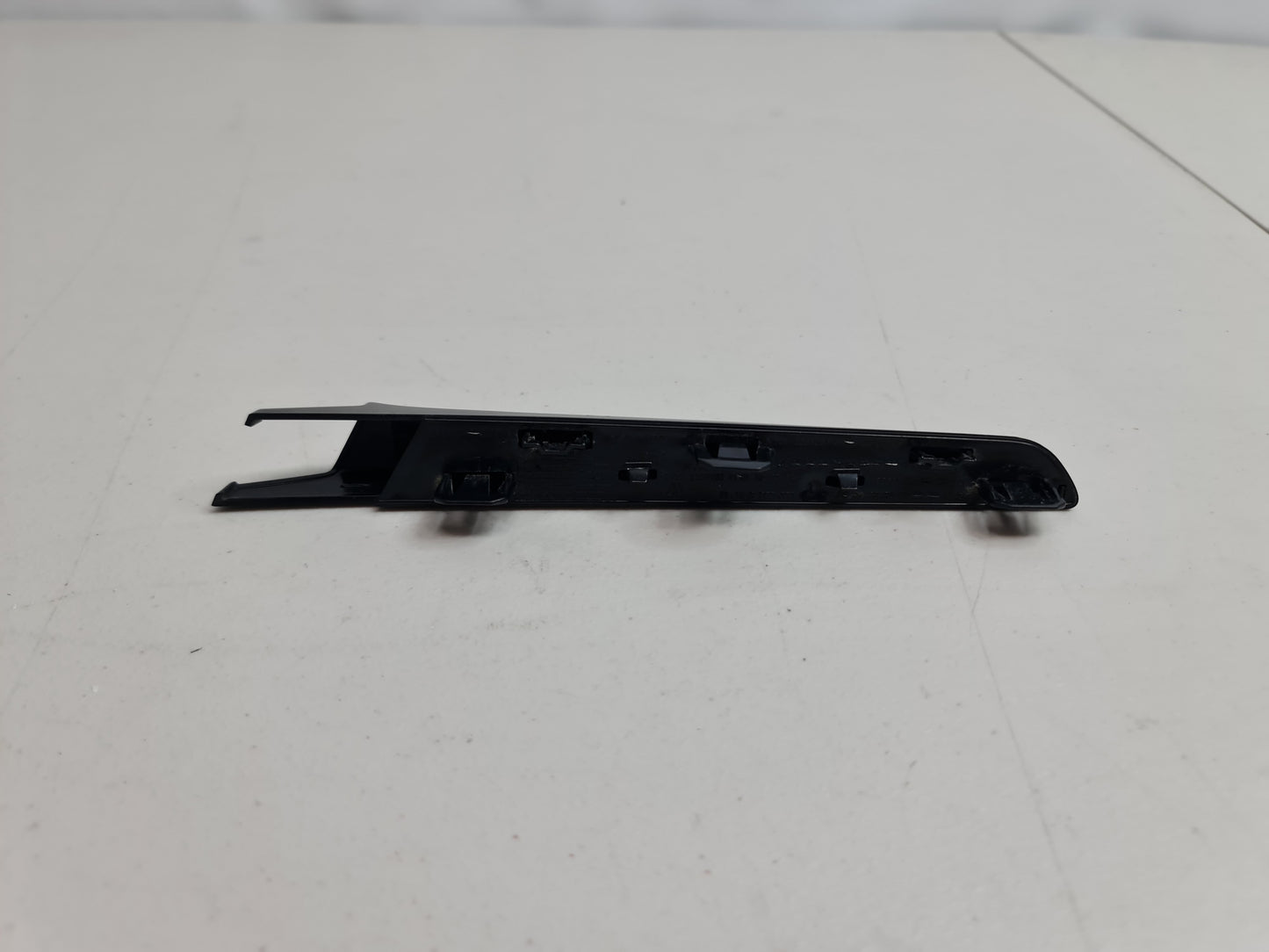 BMW F82 F83 M4 Front Left Side Fender Air Vent Duct Wing Trim - MPerformance.parts