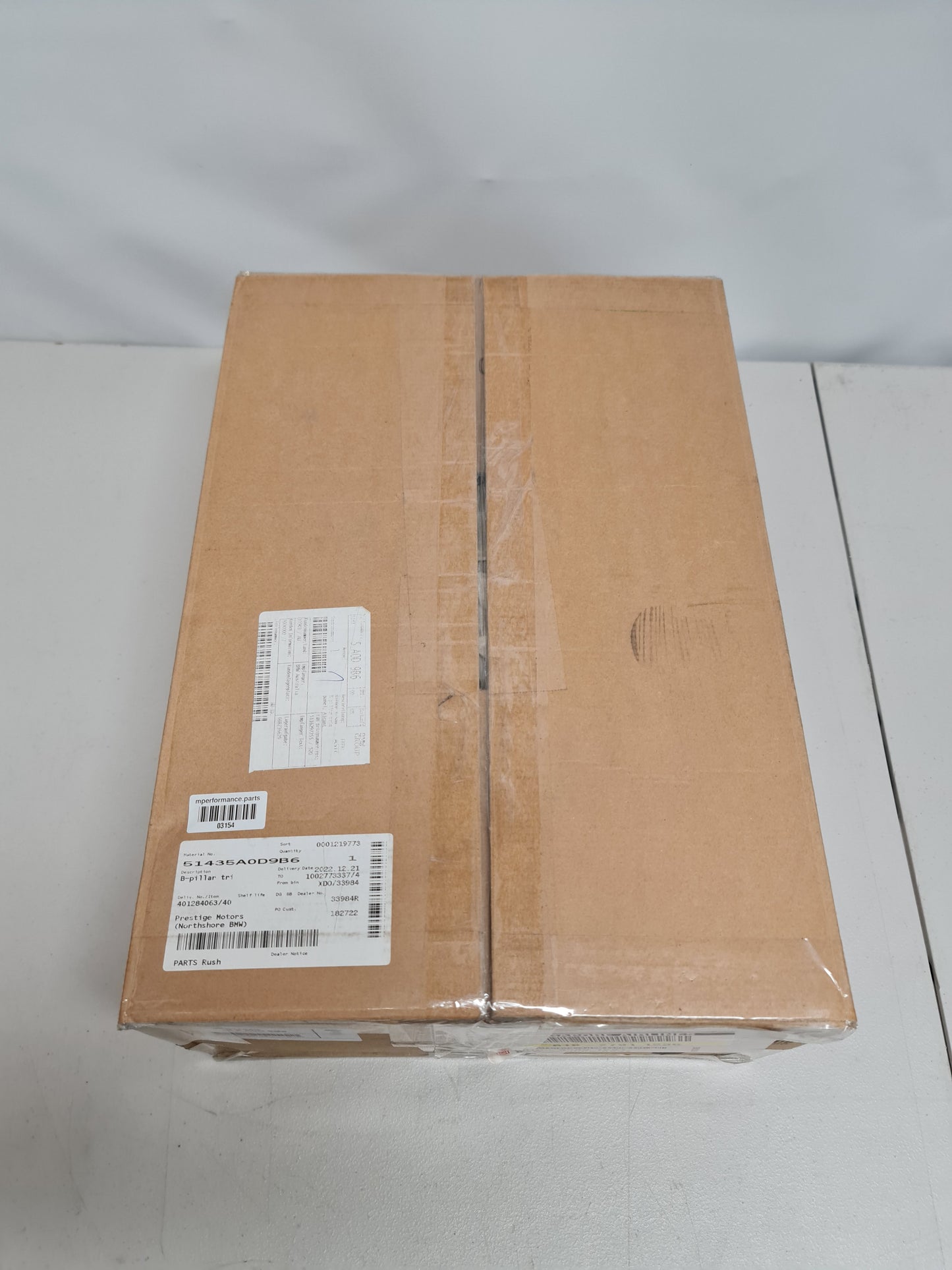 G05/G07 X5/X7 B-pillar trim panel, Alcantara, right black - MPerformance.parts