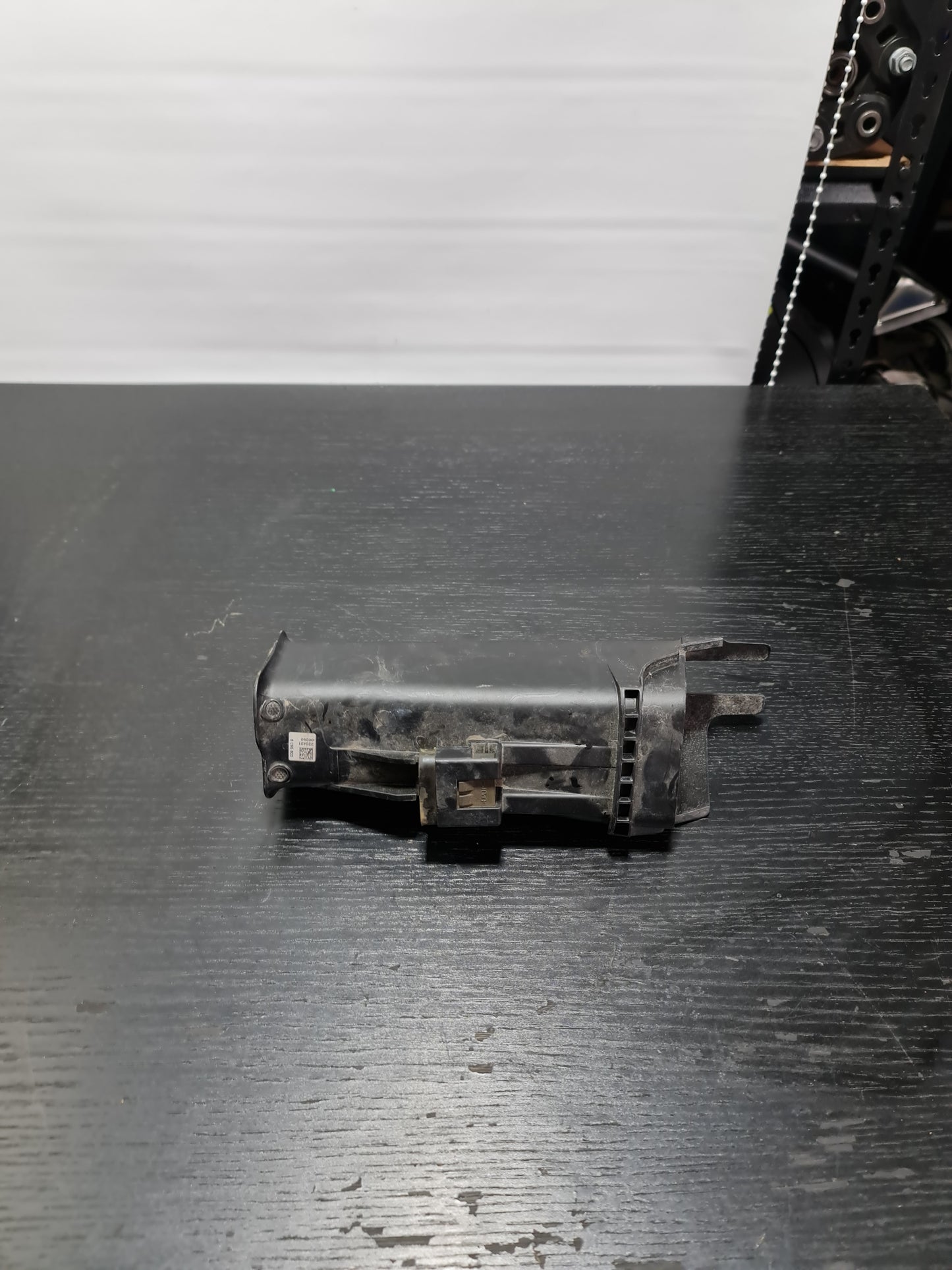 Left Front Intake Channel Tube Fits For G80 G82 G83 M3 M4 2021-2023 13718095803 - MPerformance.parts