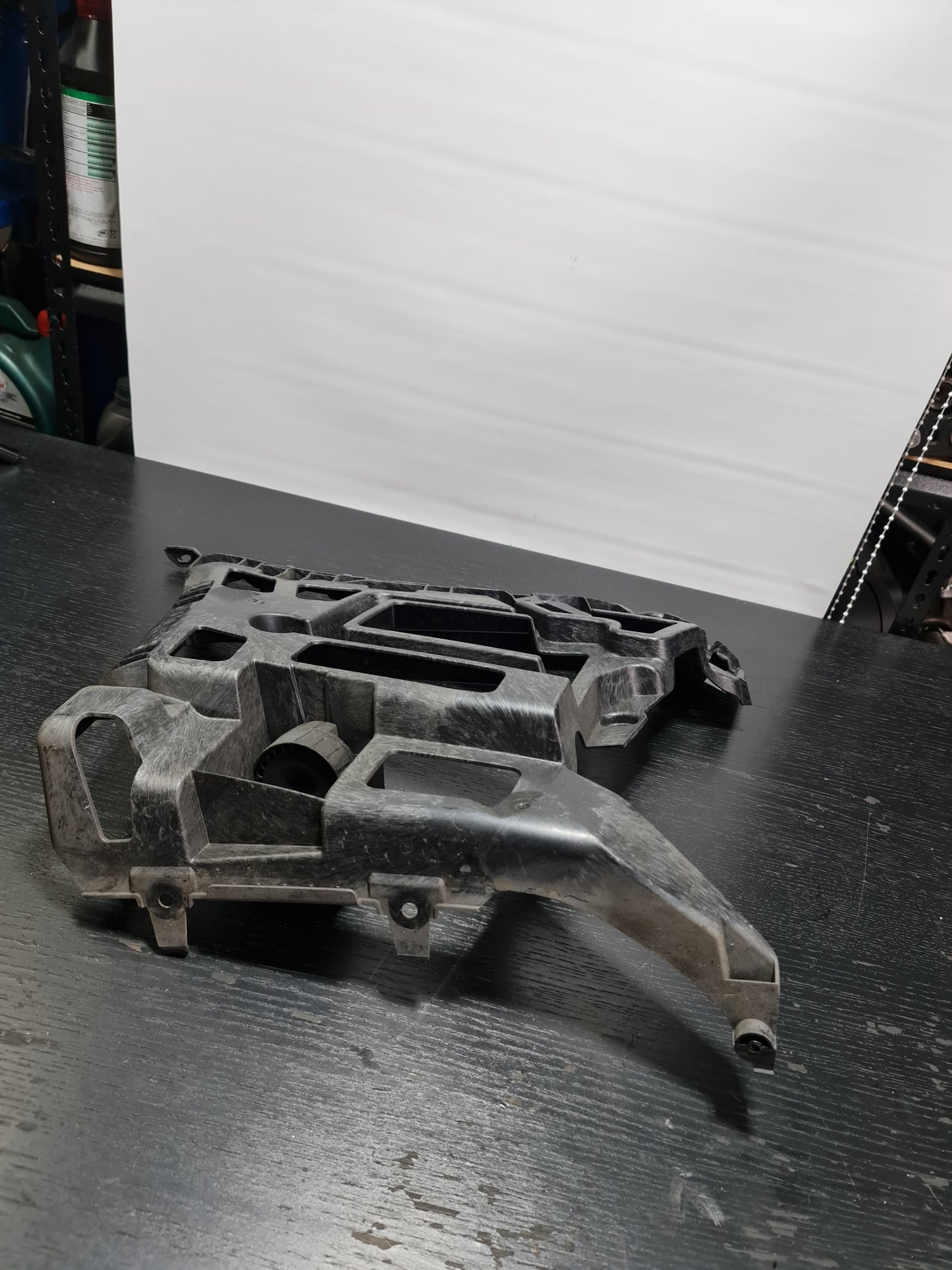 BMW G80 M3 REAR LEFT BUMPER HOLDER BRACKET 8069445 51128069445 - MPerformance.parts
