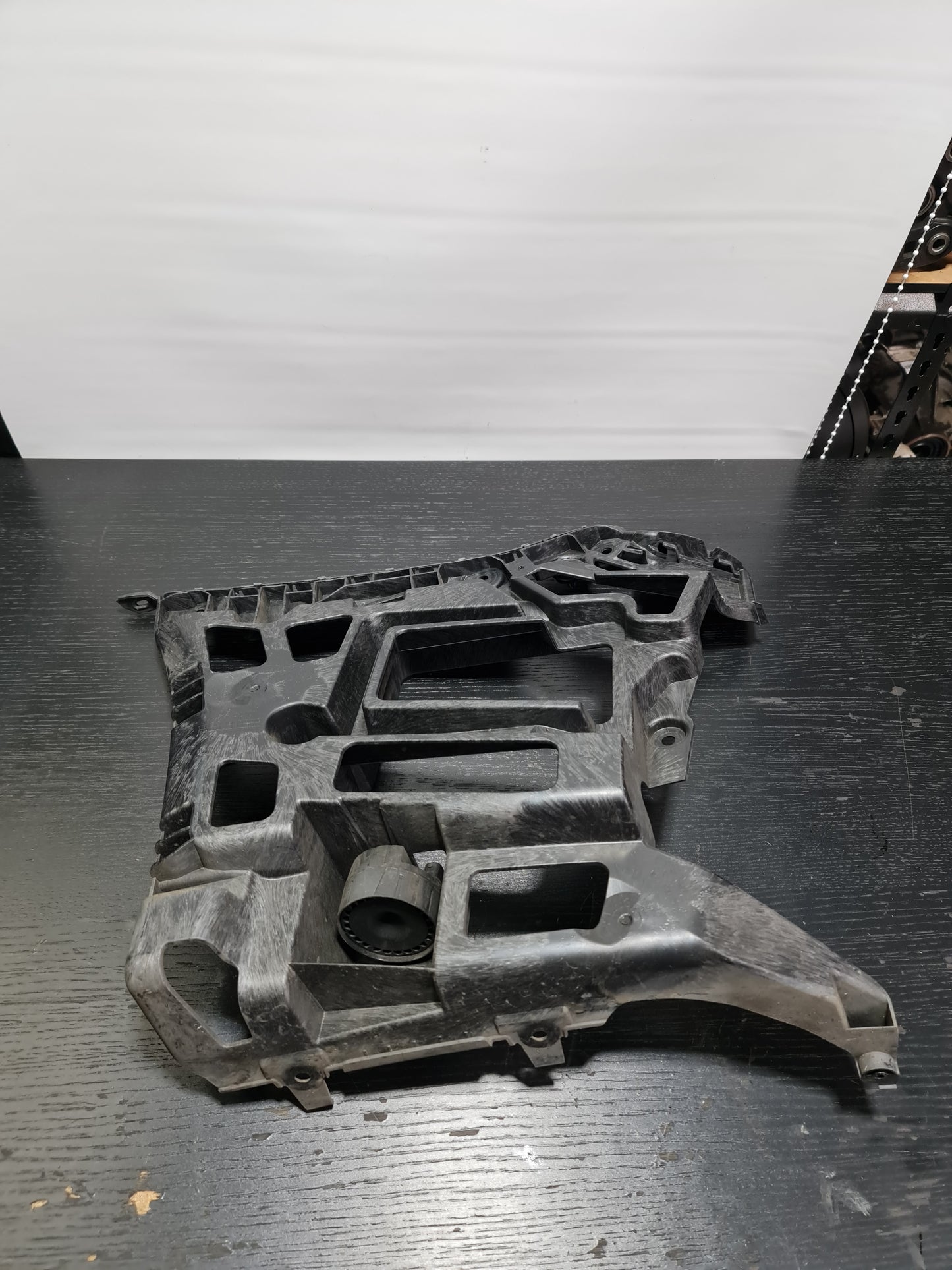 BMW G80 M3 REAR LEFT BUMPER HOLDER BRACKET 8069445 51128069445 - MPerformance.parts
