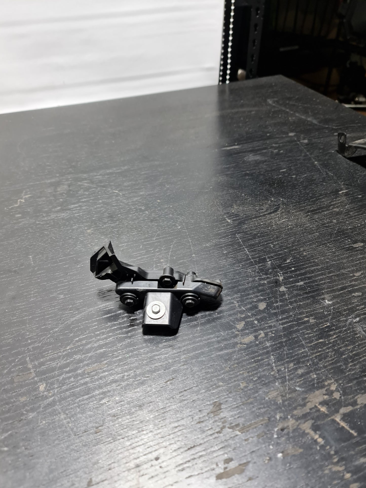 M3 M4 2021 2022 2023 2024 Front Right Bumper Lower Mount Bracket Guide 51118069420 - MPerformance.parts