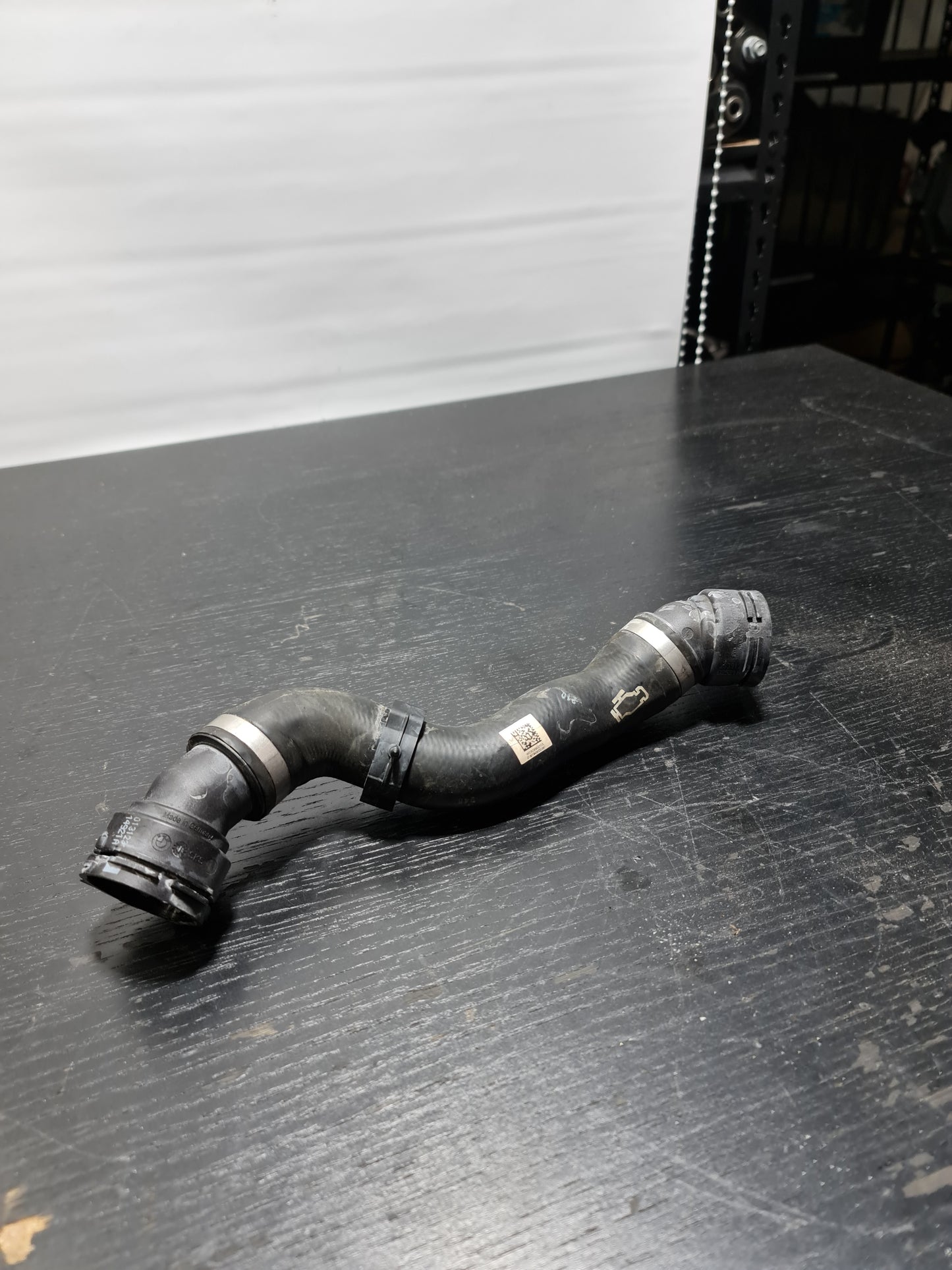 Genuine BMW Lower Hose 17128096427 - MPerformance.parts