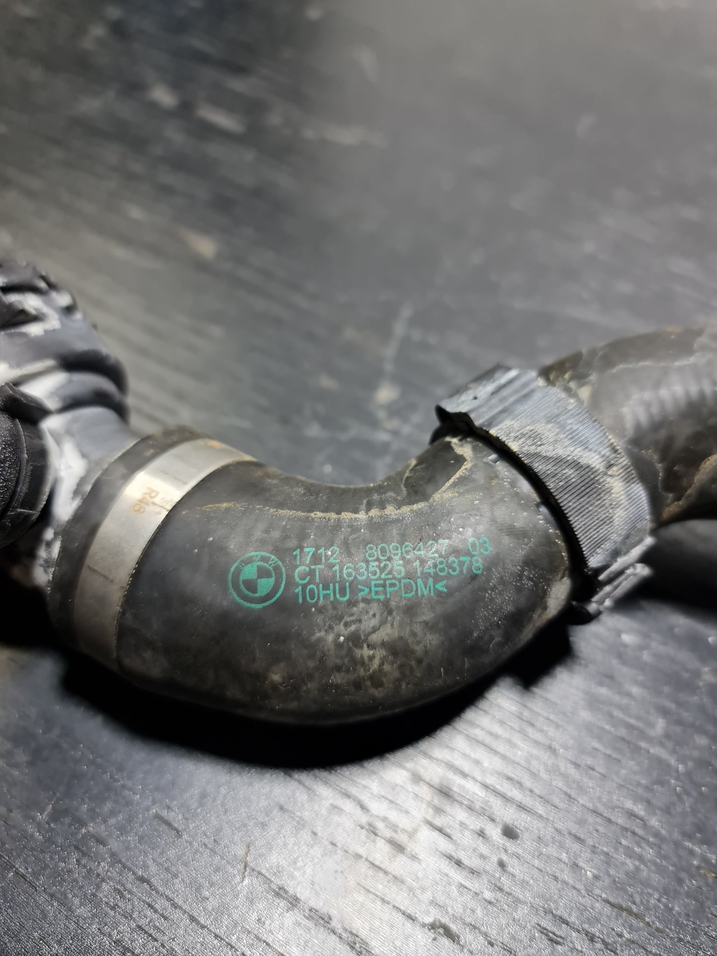Genuine BMW Lower Hose 17128096427 - MPerformance.parts