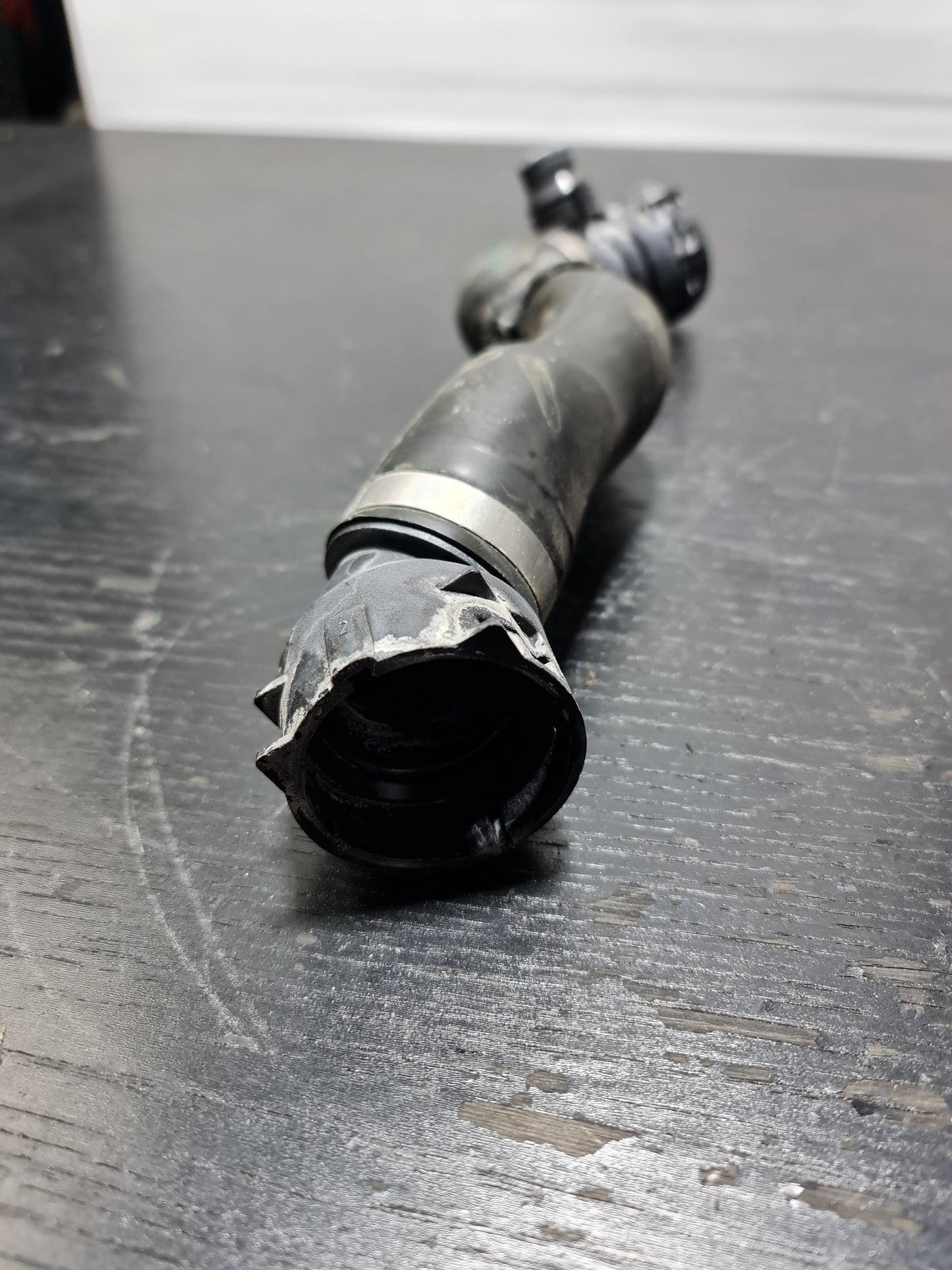 Genuine BMW Lower Hose 17128096427 - MPerformance.parts