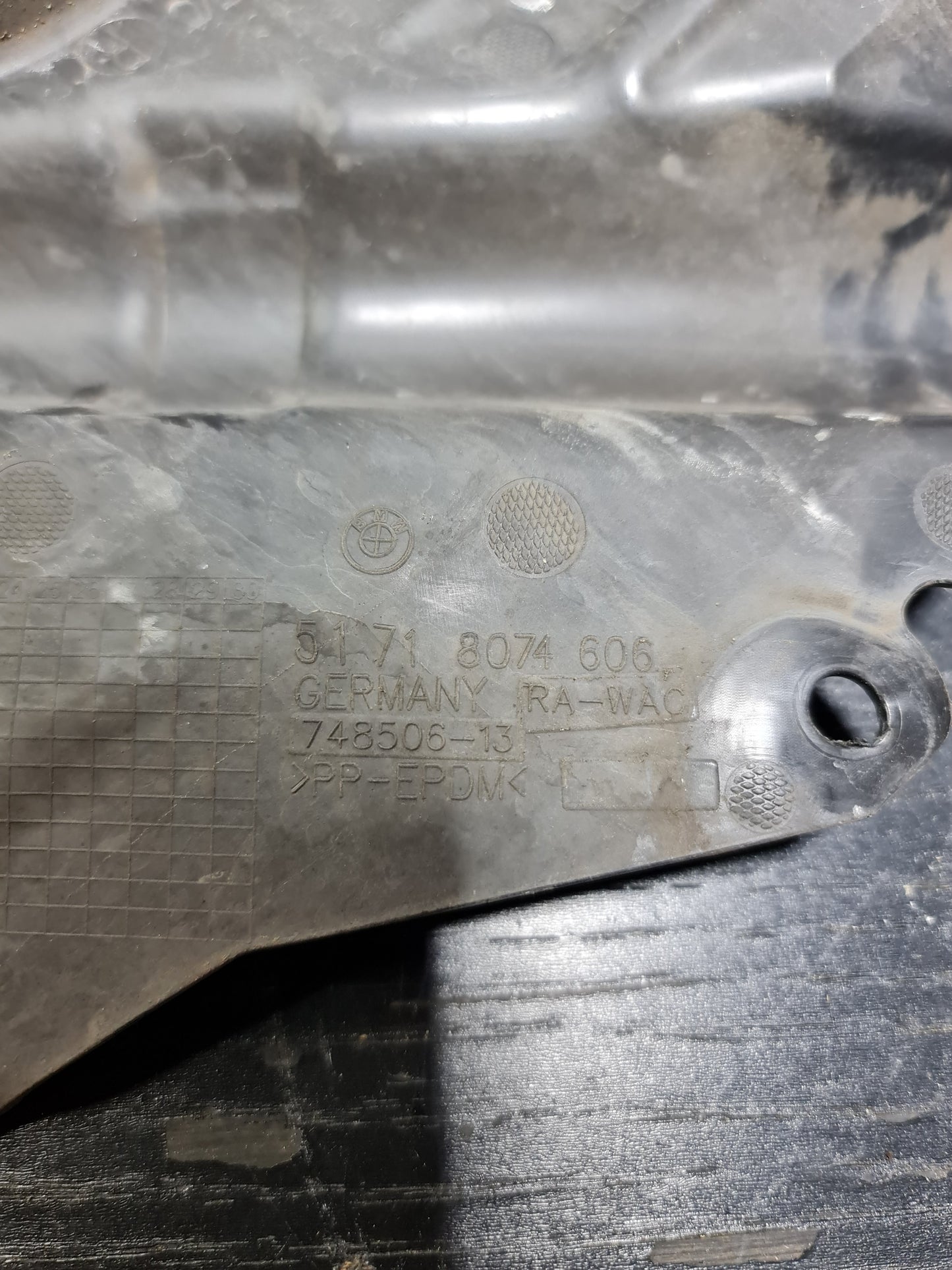 BMW G80 G81 M3 G82 G83 M4 RIGHT SIDE OTHER BODY PART 8074606 - MPerformance.parts