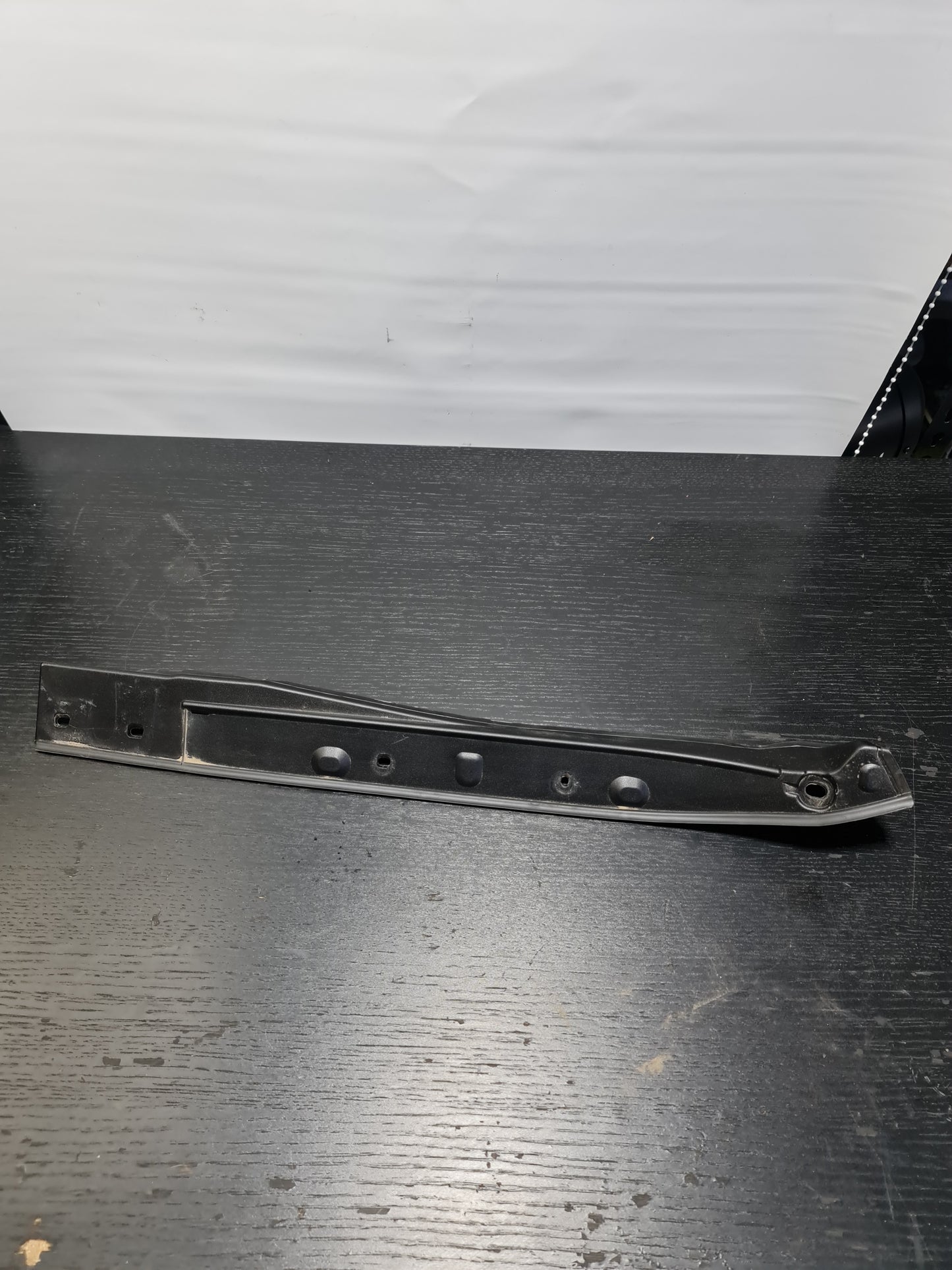 BMW 4 Coupe G22 Left Hood Side Panel Sealing 51767486825 - MPerformance.parts