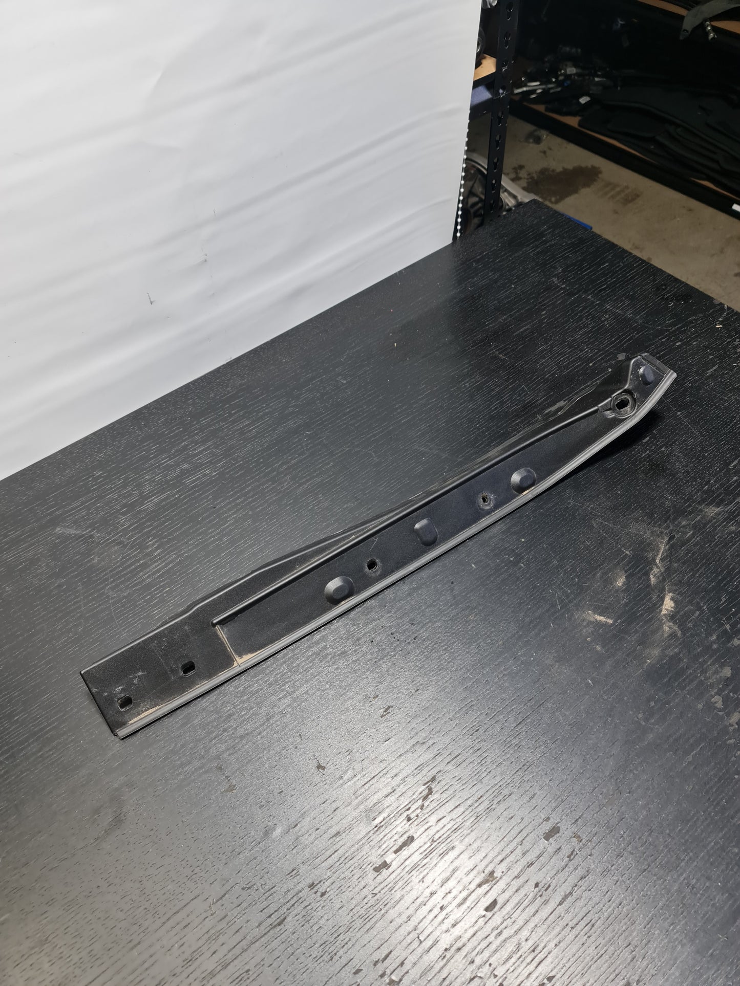 BMW 4 Coupe G22 Left Hood Side Panel Sealing 51767486825 - MPerformance.parts