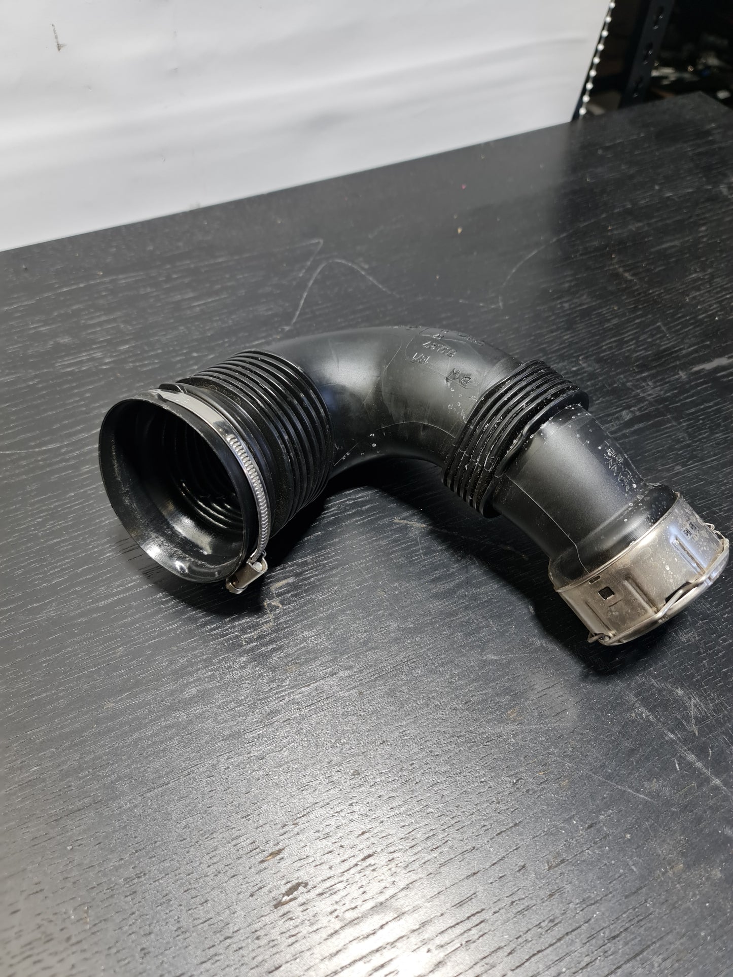2021-2024 BMW M3 G80 Front Right Air Intake Filter Duct Pipe 3.0L 1473 OEM 13718095812 - MPerformance.parts