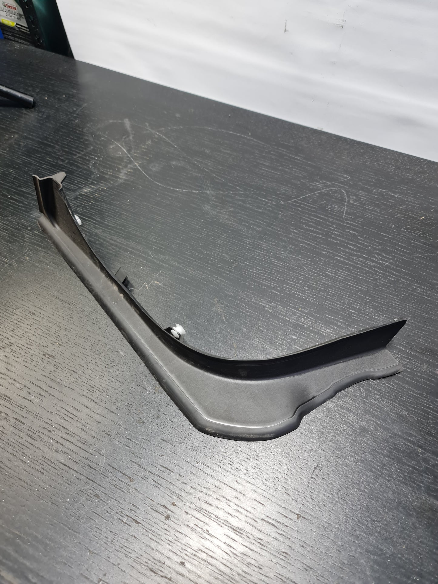 GENUINE BMW G20 3 Series Boot Lid Water Gutter Strip 51497430619. REAR LEFT 26E - MPerformance.parts