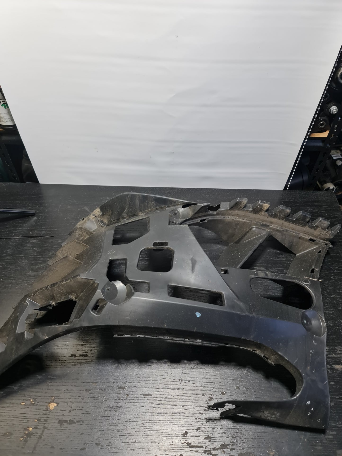 BMW M4 G82 Front Left Bumper Retainer Frame Bracket 51118069415 - MPerformance.parts
