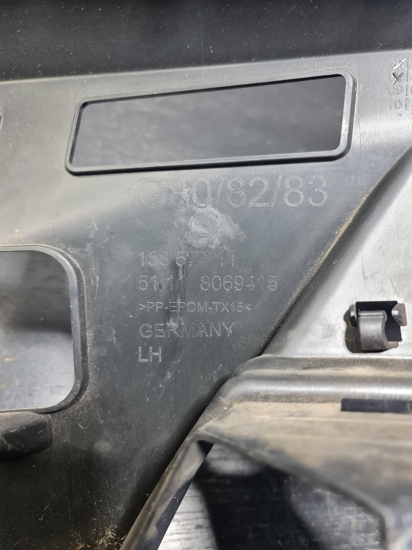 BMW M4 G82 Front Left Bumper Retainer Frame Bracket 51118069415 - MPerformance.parts