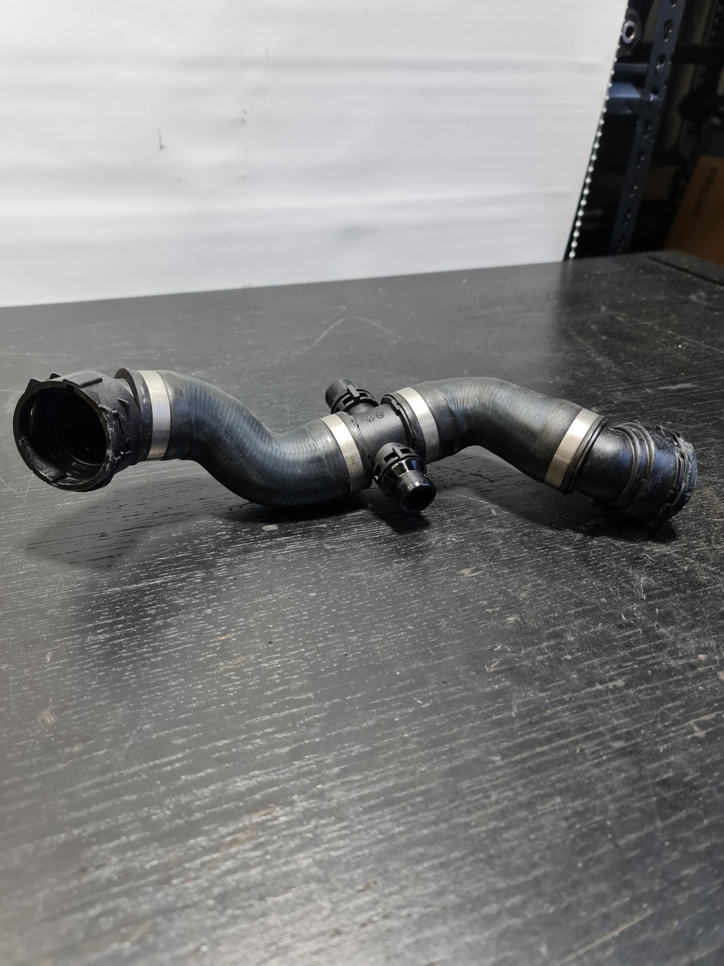 BMW M4 COUPE G82 RIGHT WATER COOLANT RADIATOR HOSE 17128096423 - MPerformance.parts