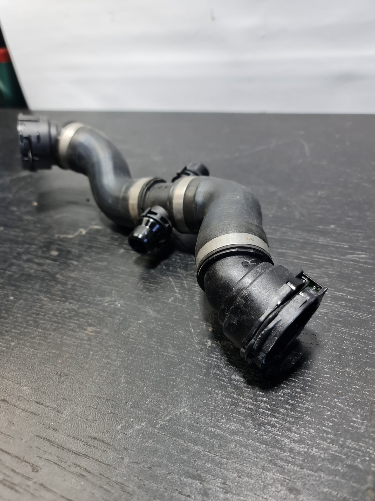 BMW M4 COUPE G82 RIGHT WATER COOLANT RADIATOR HOSE 17128096423 - MPerformance.parts