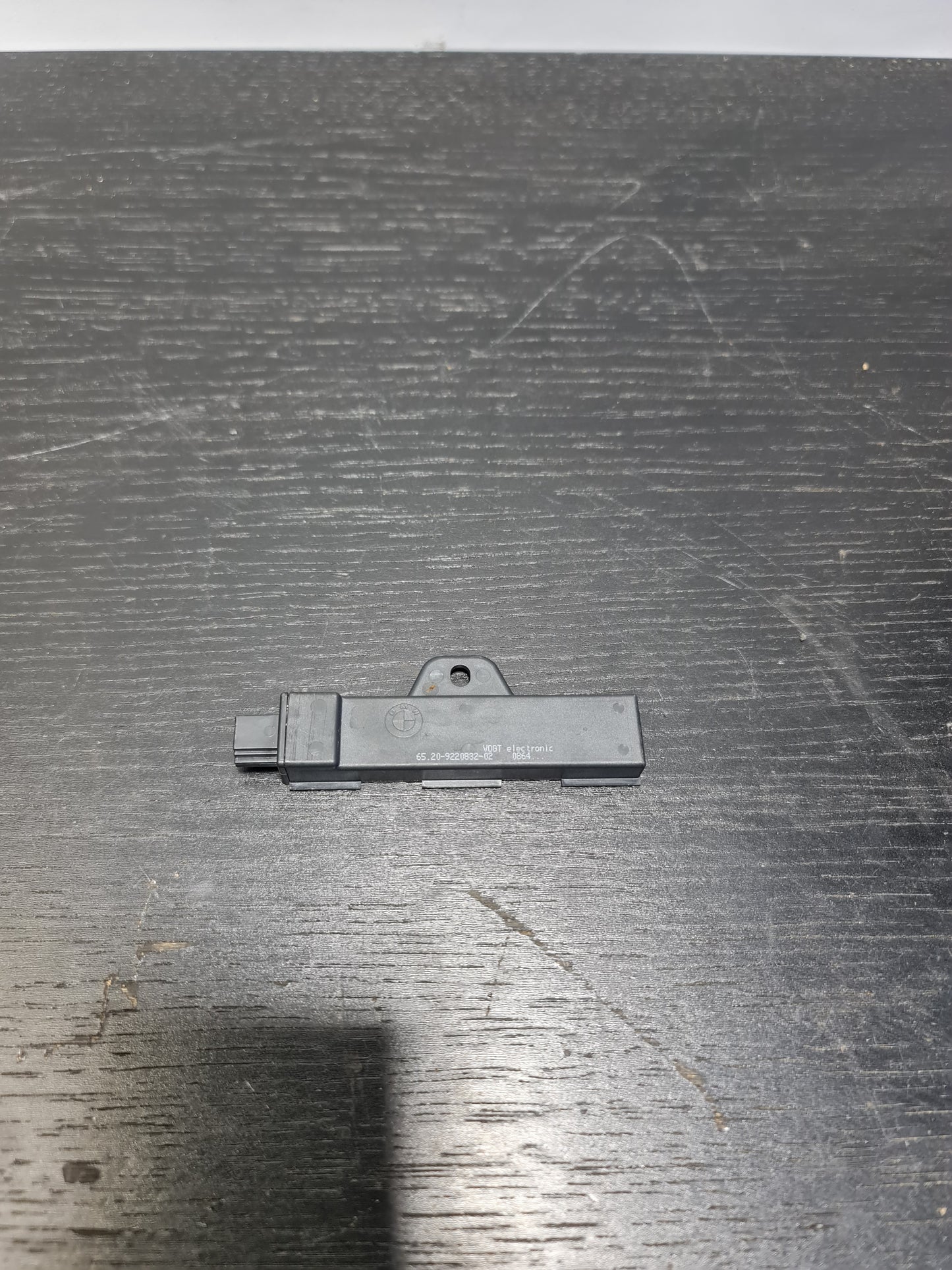 2009-2020 BMW 65-20-9-220-832 BMW 65209220832 Interior Aerial, Comfort Access 9220832 02 - MPerformance.parts