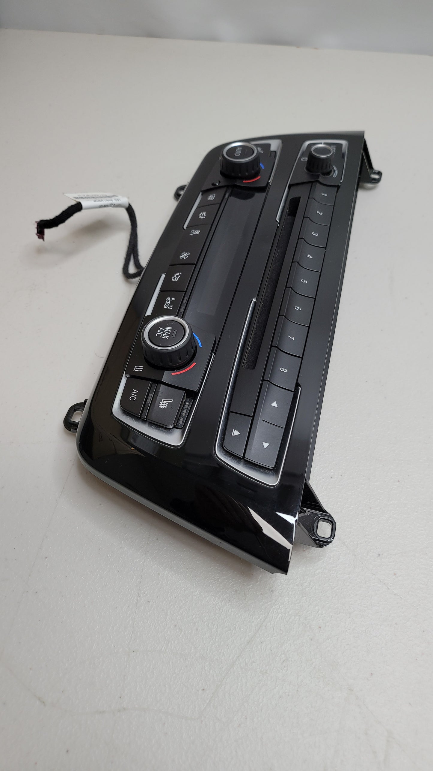 BMW 330E AM-FM Radio CD Player OEM 63319354148 DH0045 - MPerformance.parts