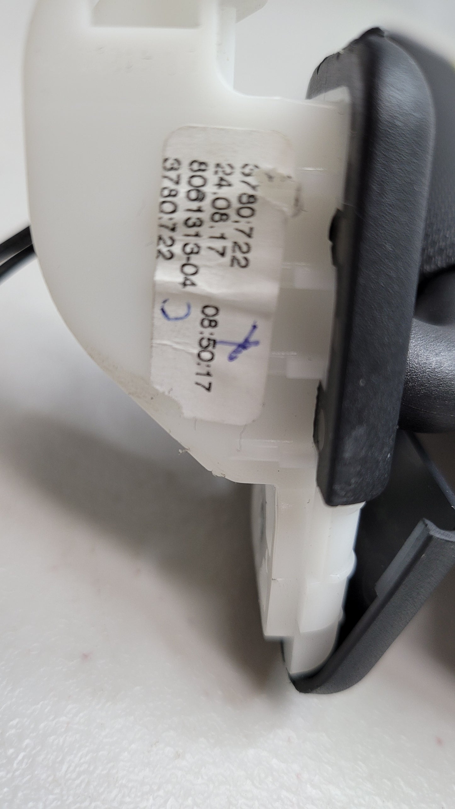 2014-2020 BMW 51-16-8-061-313 BMW 51168061313 Left Sun Visor 8061313 04 - MPerformance.parts