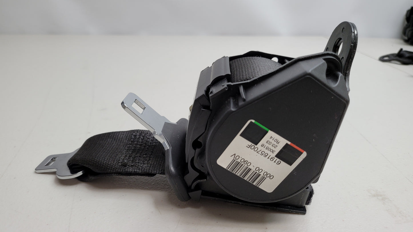 M3 Seatbelt Rear Centre F80 619185700F - MPerformance.parts