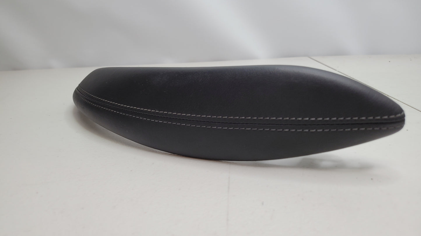 BMW F80 M3 Right Door Panel Pull Handle Leather Black 8057634-05 51418057634 - MPerformance.parts